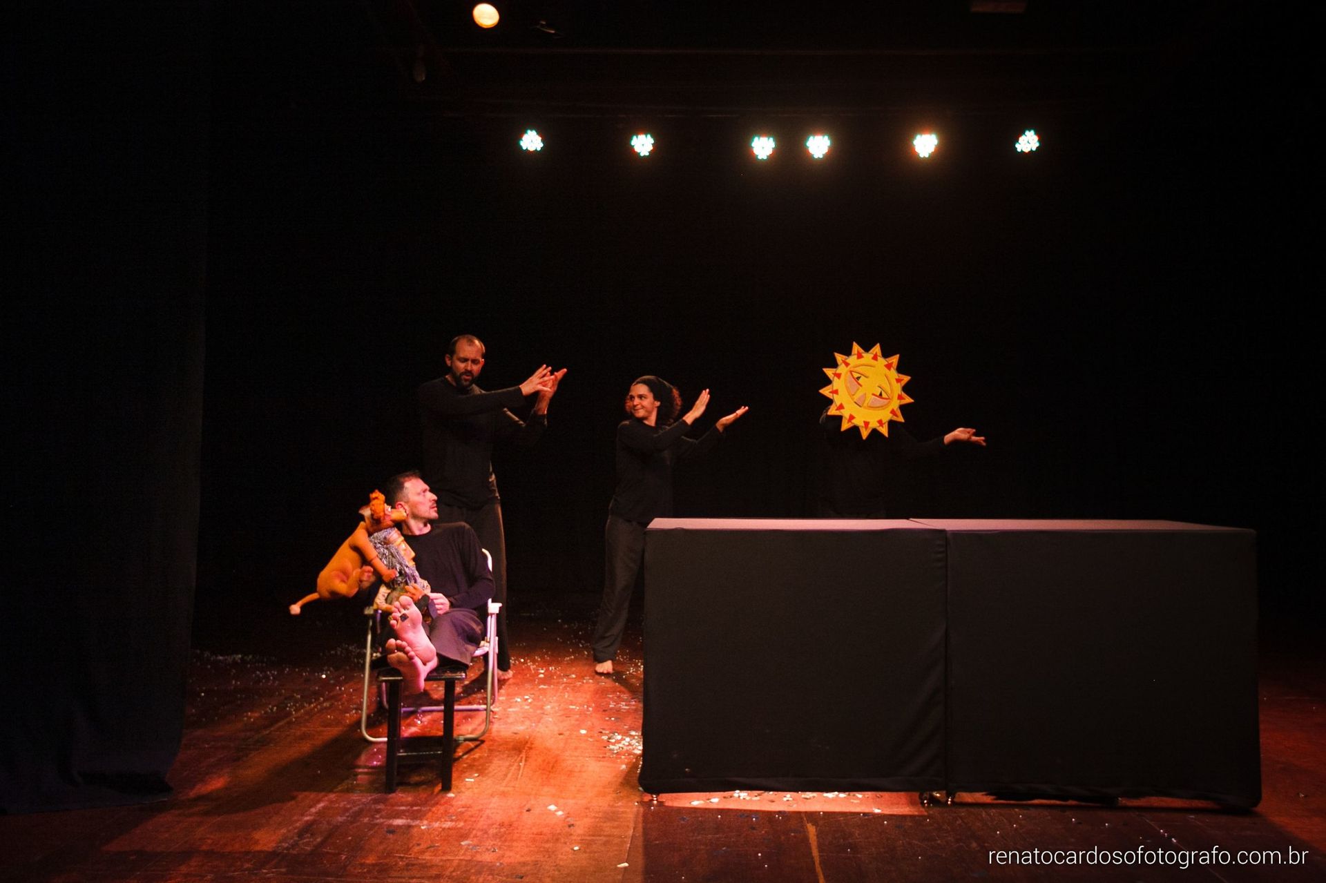 Foto A Última Aventura de Gilgamesh - Teatro de Bonecos em Joinville Foto A Última Aventura de Gilgamesh - Teatro de Bonecos em Joinville - Imagem 3