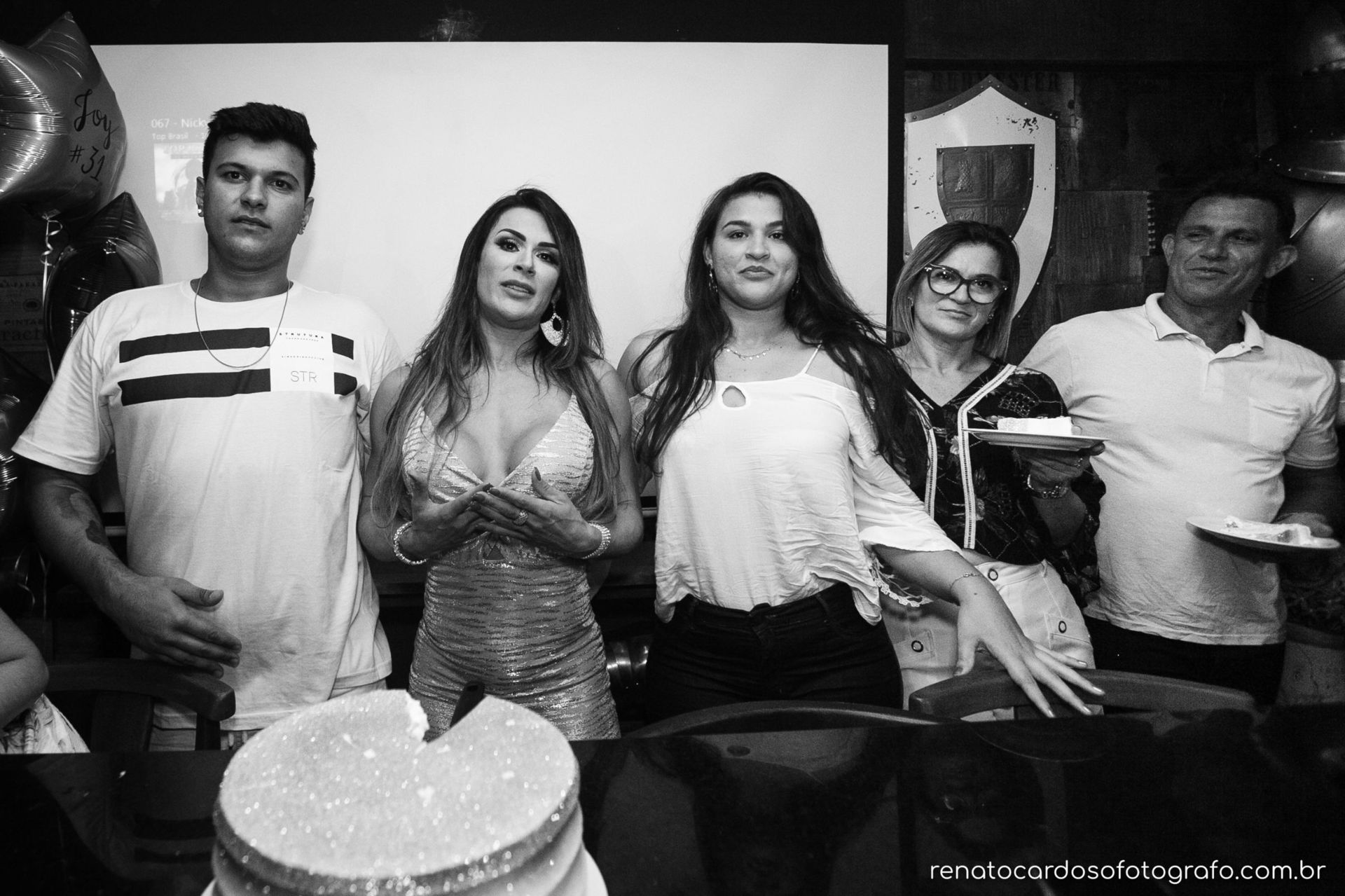 Foto Aniversário da Joyce Avila - Fotógrafo para aniversários em Joinville - Adega di Bacco Foto Aniversário da Joyce Avila - Fotógrafo para aniversários em Joinville - Adega di Bacco - Imagem 21