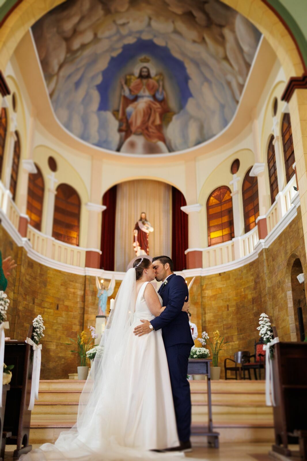 Foto Casamento Fran e Rafa em Corupá: Amor e Emoção no Seminário Sagrado Coração de Jesus Foto Casamento Fran e Rafa em Corupá: Amor e Emoção no Seminário Sagrado Coração de Jesus - Imagem 50