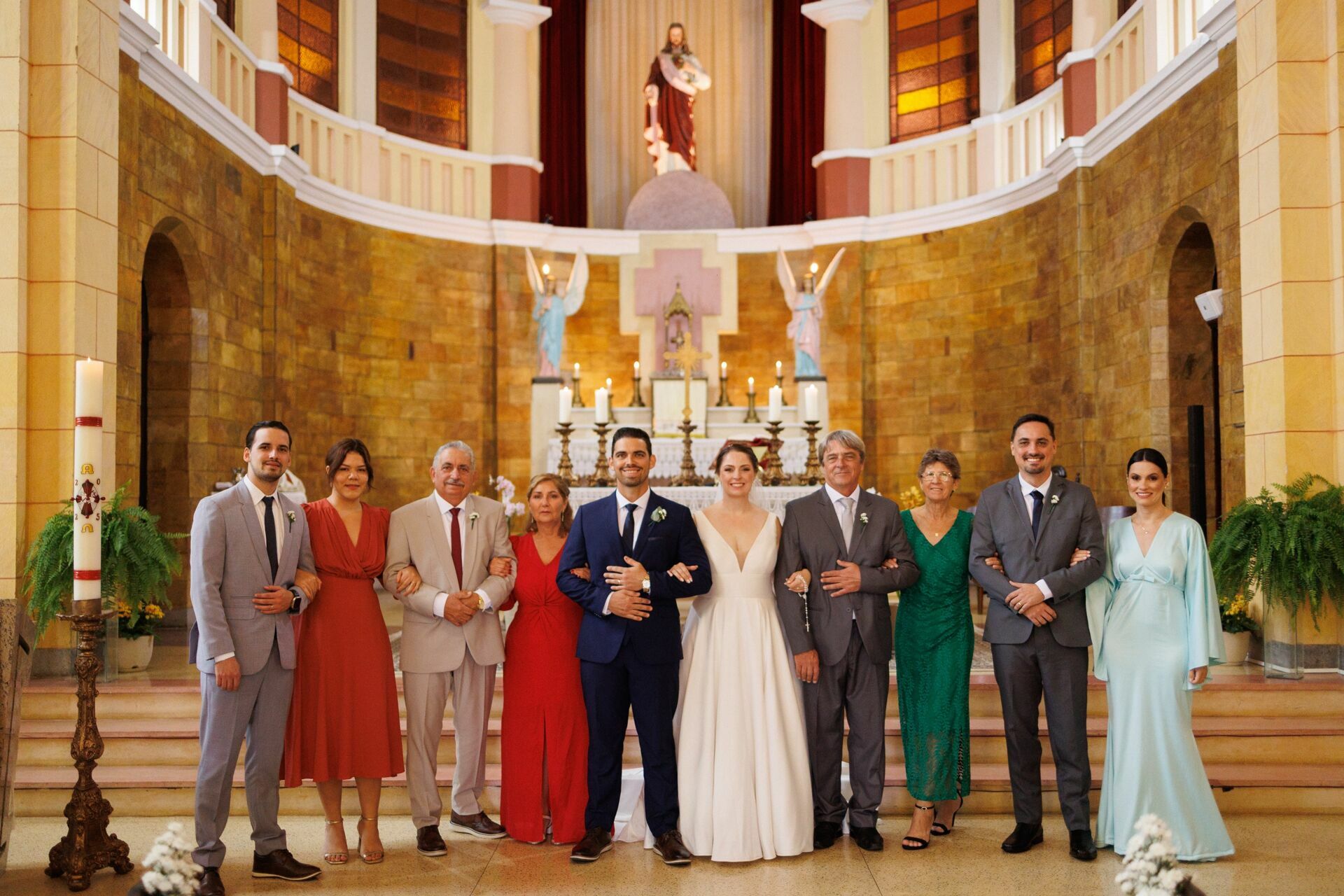 Foto Casamento Fran e Rafa em Corupá: Amor e Emoção no Seminário Sagrado Coração de Jesus Foto Casamento Fran e Rafa em Corupá: Amor e Emoção no Seminário Sagrado Coração de Jesus - Imagem 55