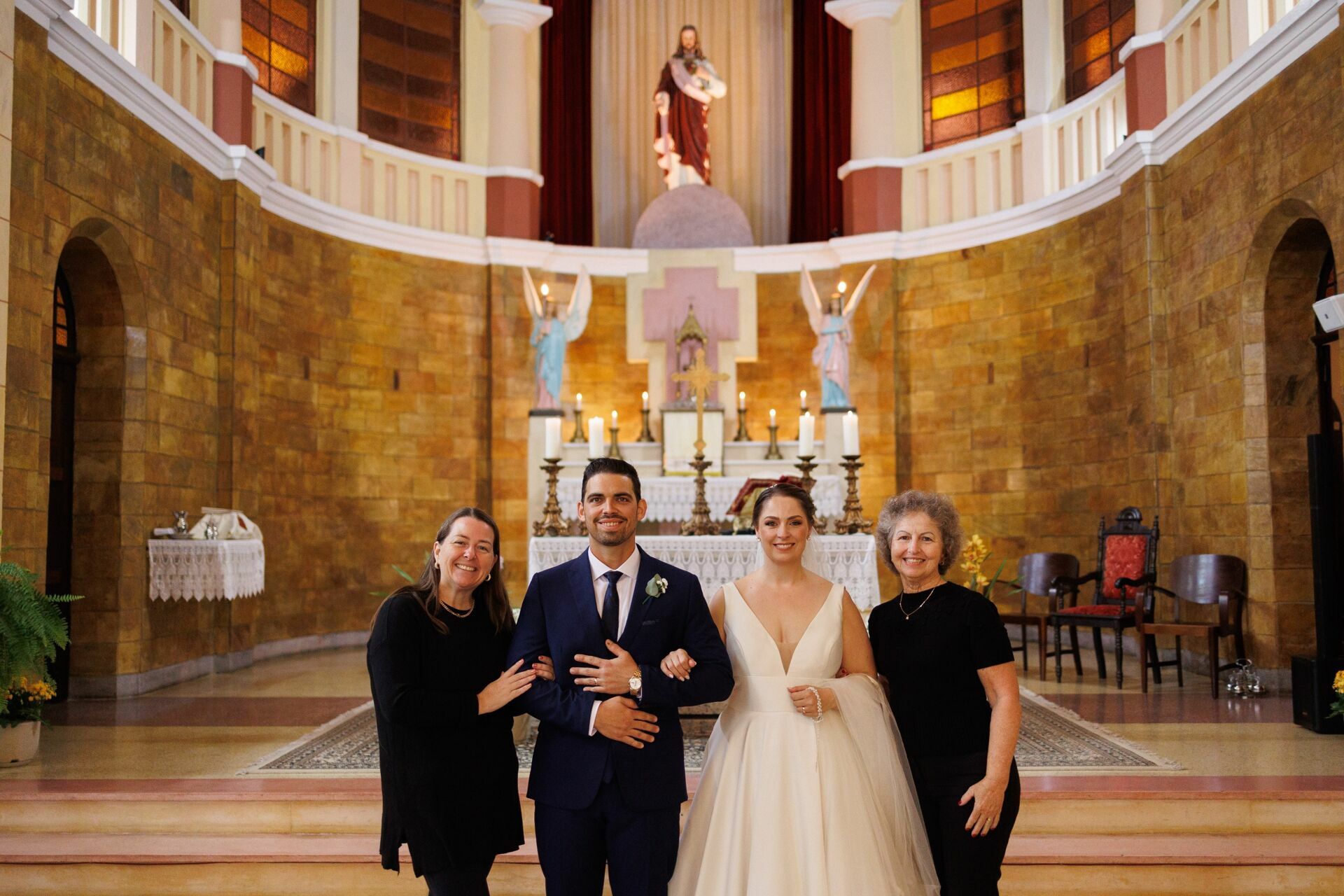Foto Casamento Fran e Rafa em Corupá: Amor e Emoção no Seminário Sagrado Coração de Jesus Foto Casamento Fran e Rafa em Corupá: Amor e Emoção no Seminário Sagrado Coração de Jesus - Imagem 56