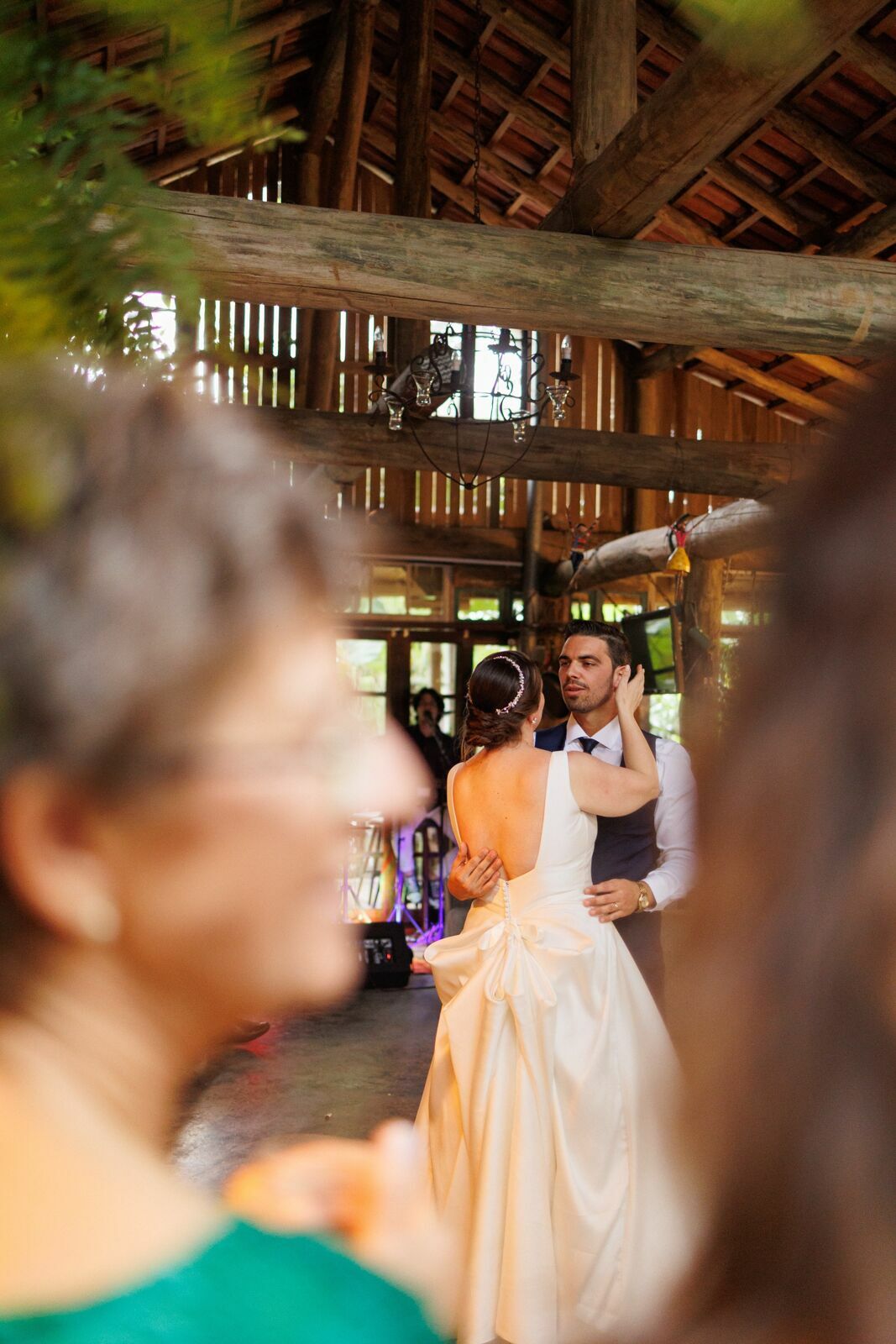 Foto Casamento Fran e Rafa em Corupá: Amor e Emoção no Seminário Sagrado Coração de Jesus Foto Casamento Fran e Rafa em Corupá: Amor e Emoção no Seminário Sagrado Coração de Jesus - Imagem 146