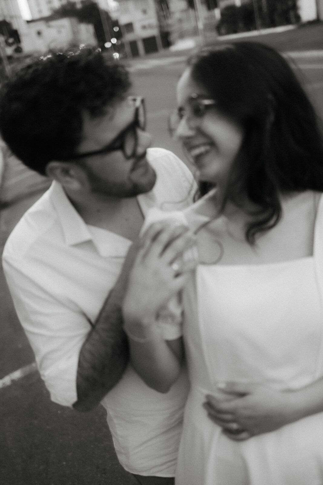 Foto Ensaio Pré-Wedding Urbano da Manu e do Matheus no Centro de Joinville Foto Ensaio Pré-Wedding Urbano da Manu e do Matheus no Centro de Joinville - Imagem 27