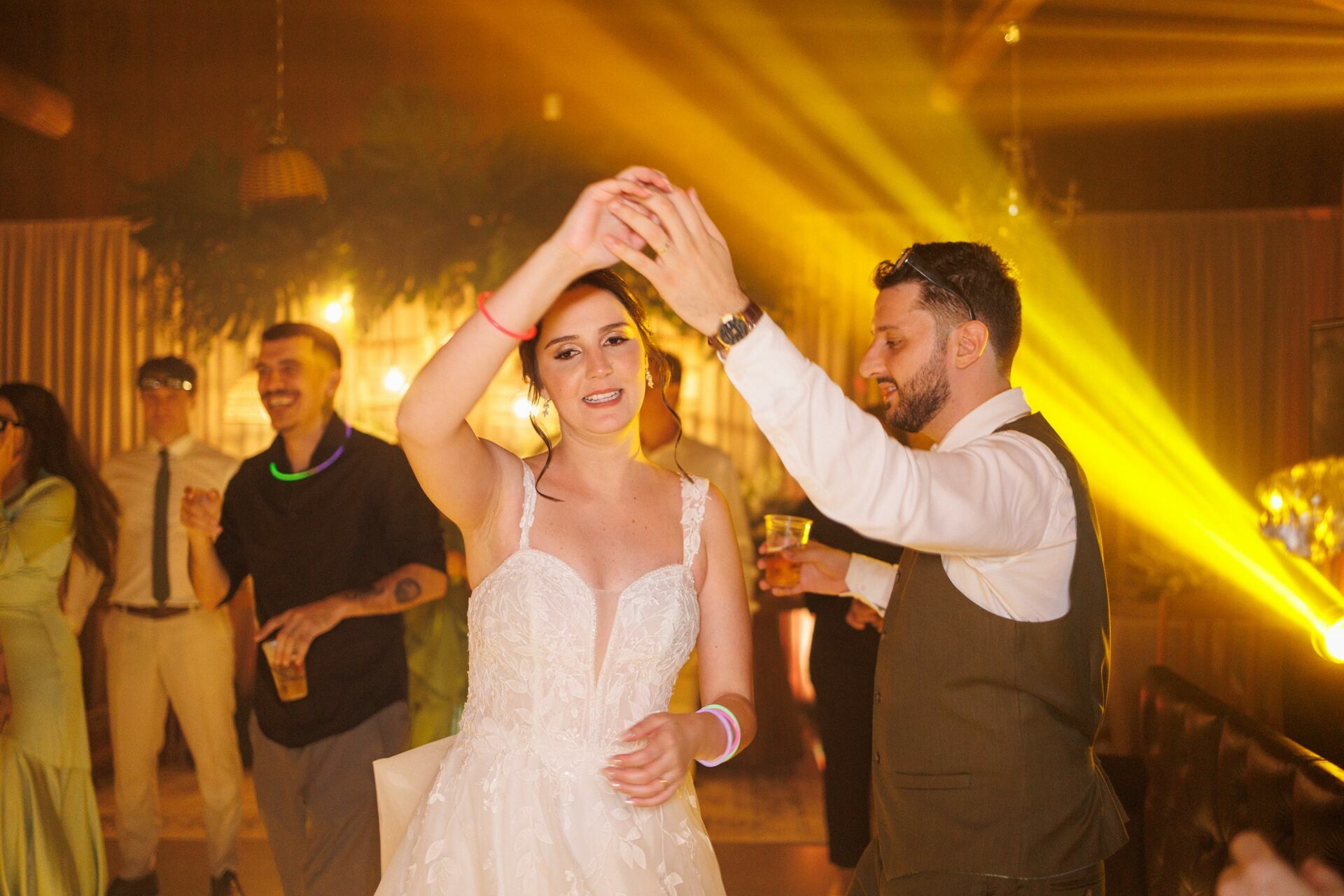 Foto Casamento Brenda e Lucas no Friedemann Platz em Joinville Foto Casamento Brenda e Lucas no Friedemann Platz em Joinville - Imagem 146