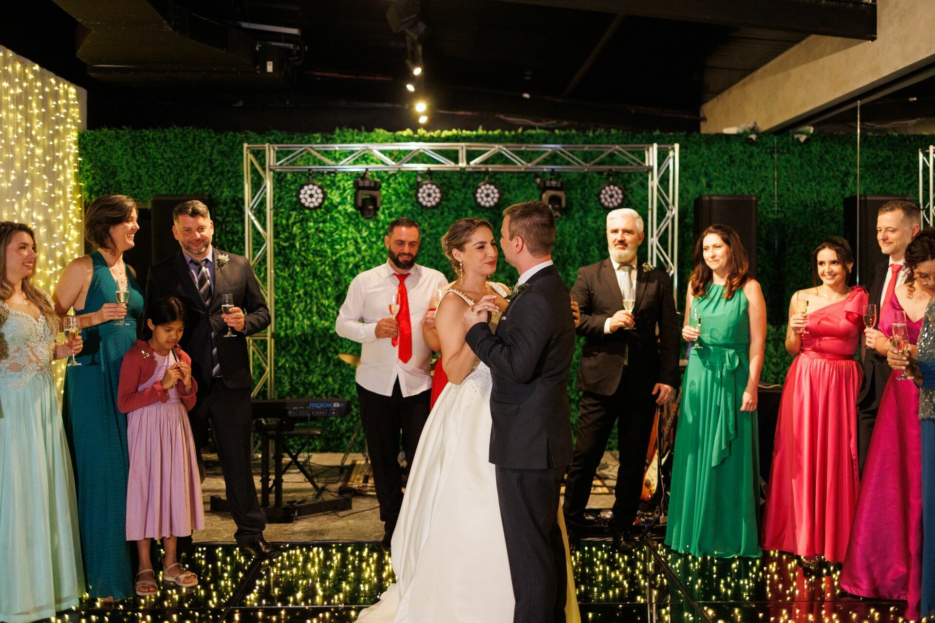 Foto Casamento Zaíne e Silvio – Indaiá Eventos Joinville Foto Casamento Zaíne e Silvio – Indaiá Eventos Joinville - Imagem 103