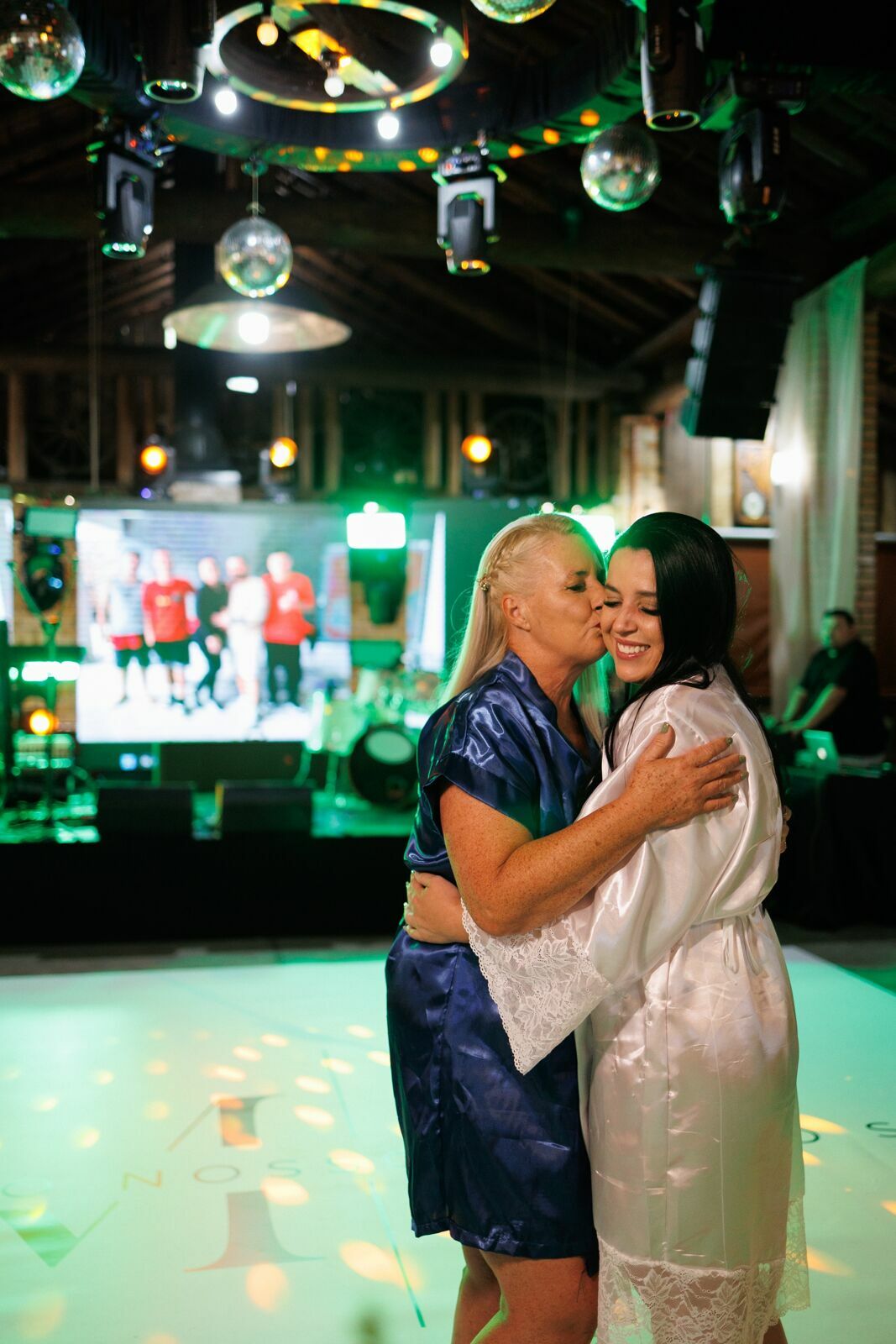 Foto Casamento Morgana e Mano no Buchmann Eventos em Gaspar – Fotógrafo em Joinville Foto Casamento Morgana e Mano no Buchmann Eventos em Gaspar – Fotógrafo em Joinville - Imagem 30