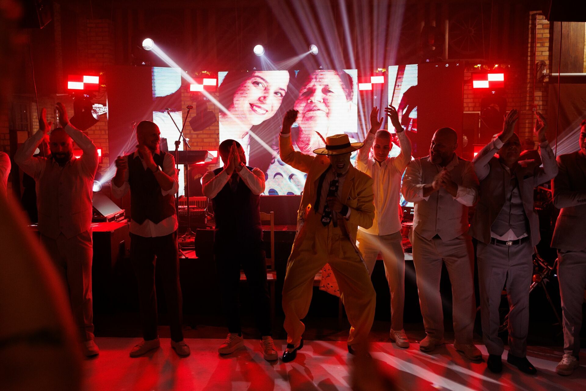 Foto Casamento Morgana e Mano no Buchmann Eventos em Gaspar – Fotógrafo em Joinville Foto Casamento Morgana e Mano no Buchmann Eventos em Gaspar – Fotógrafo em Joinville - Imagem 225