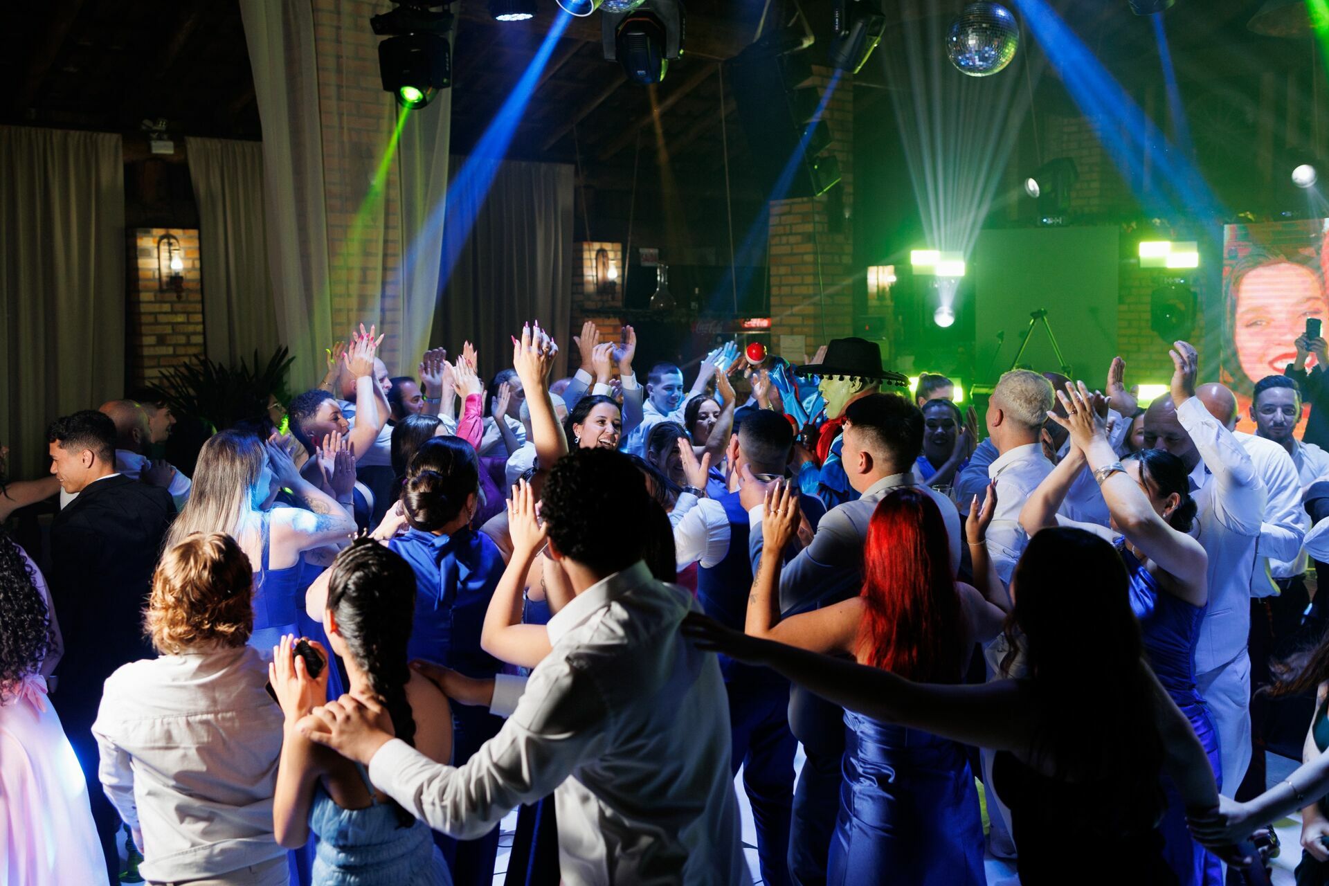 Foto Casamento Morgana e Mano no Buchmann Eventos em Gaspar – Fotógrafo em Joinville Foto Casamento Morgana e Mano no Buchmann Eventos em Gaspar – Fotógrafo em Joinville - Imagem 235