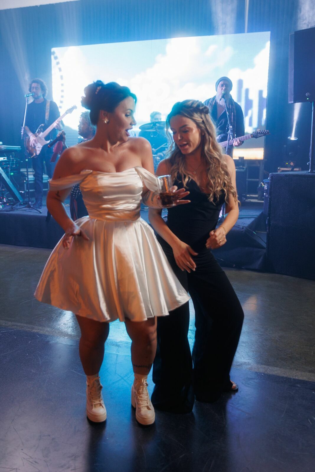 Foto Casamento Paola e Thomaz - Hausmesse Casa de Eventos Joinville Foto Casamento Paola e Thomaz - Hausmesse Casa de Eventos Joinville - Imagem 253