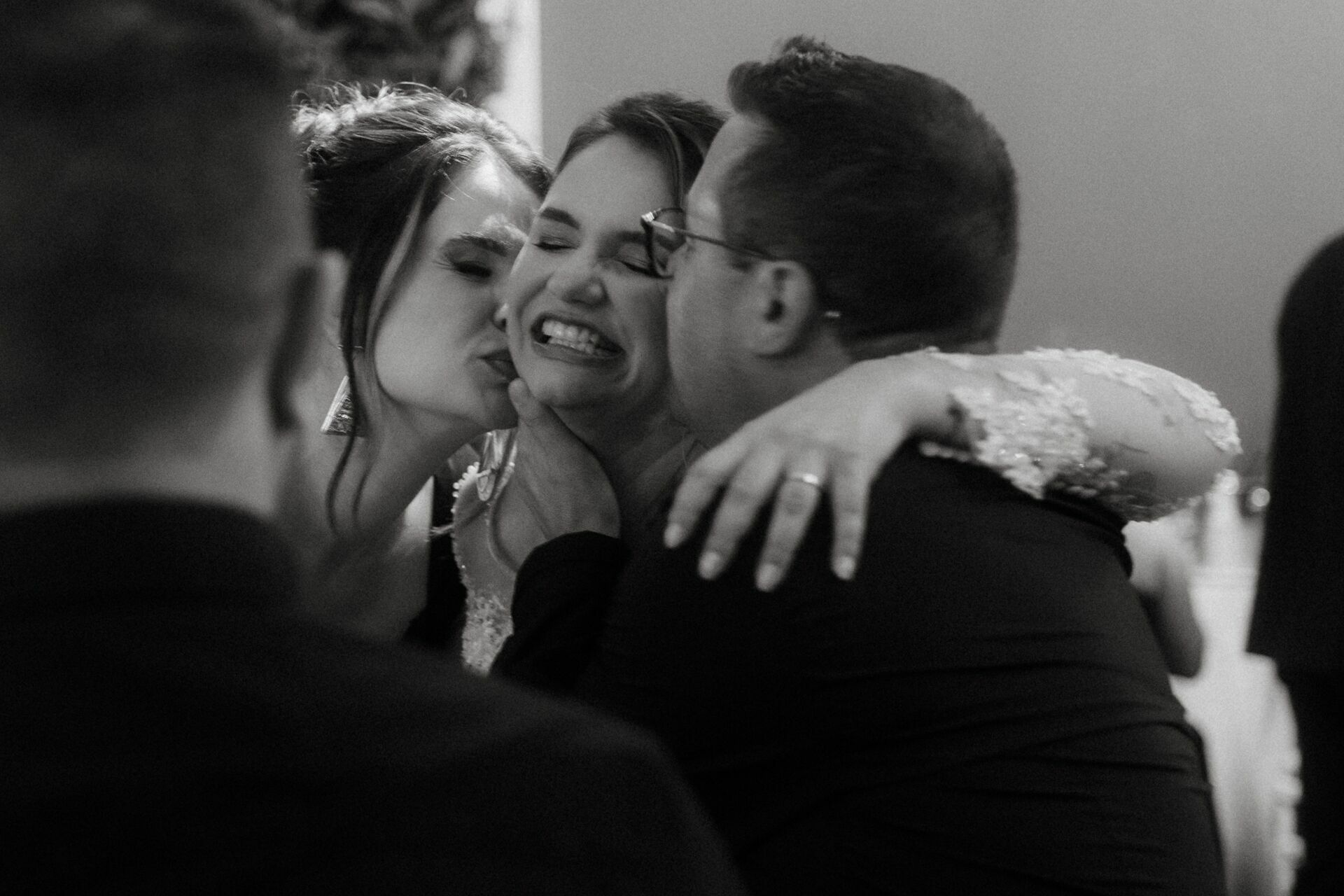 Foto Casamento Paola e Thomaz - Hausmesse Casa de Eventos Joinville Foto Casamento Paola e Thomaz - Hausmesse Casa de Eventos Joinville - Imagem 165