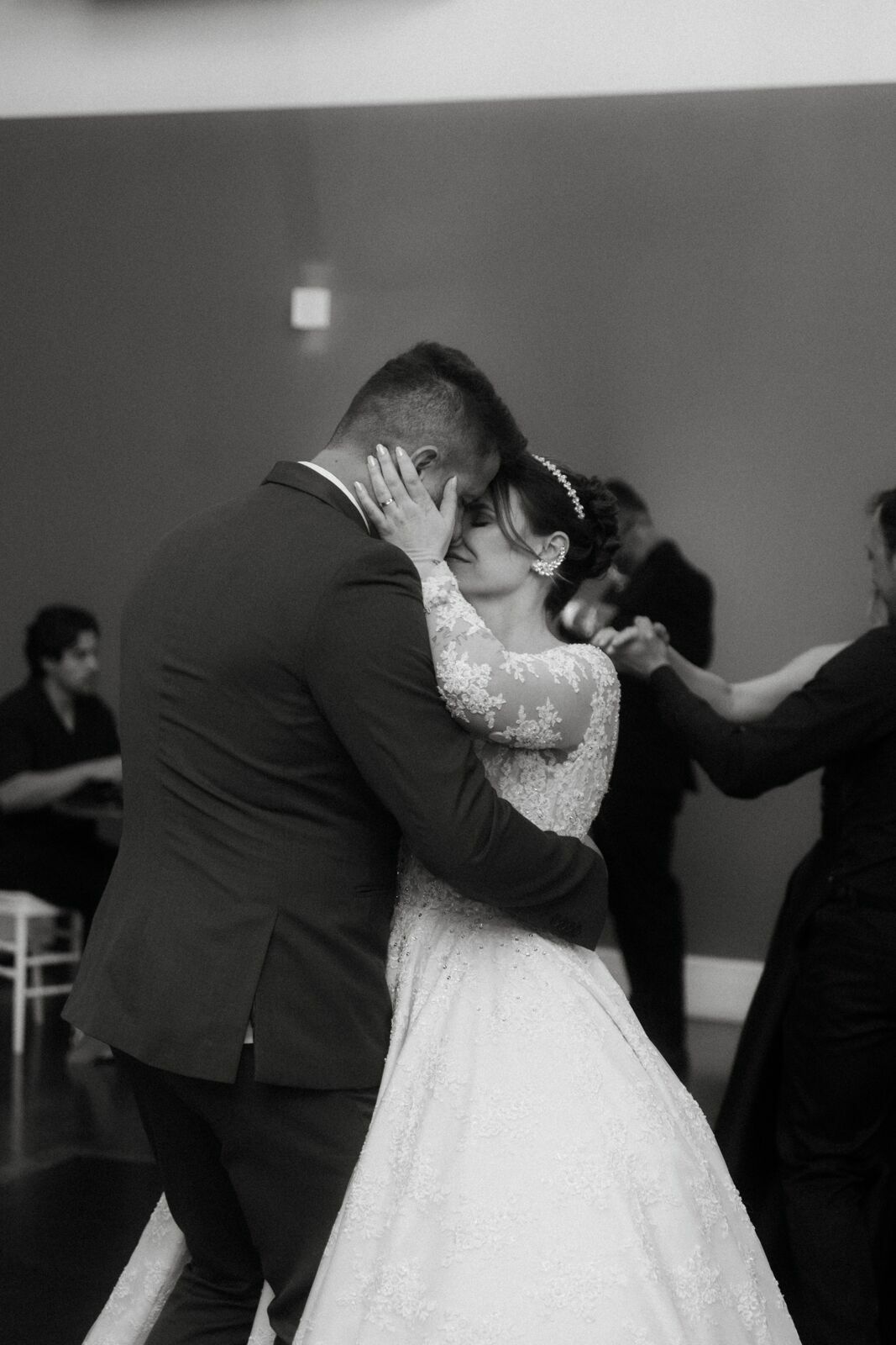 Foto Casamento Paola e Thomaz - Hausmesse Casa de Eventos Joinville Foto Casamento Paola e Thomaz - Hausmesse Casa de Eventos Joinville - Imagem 219