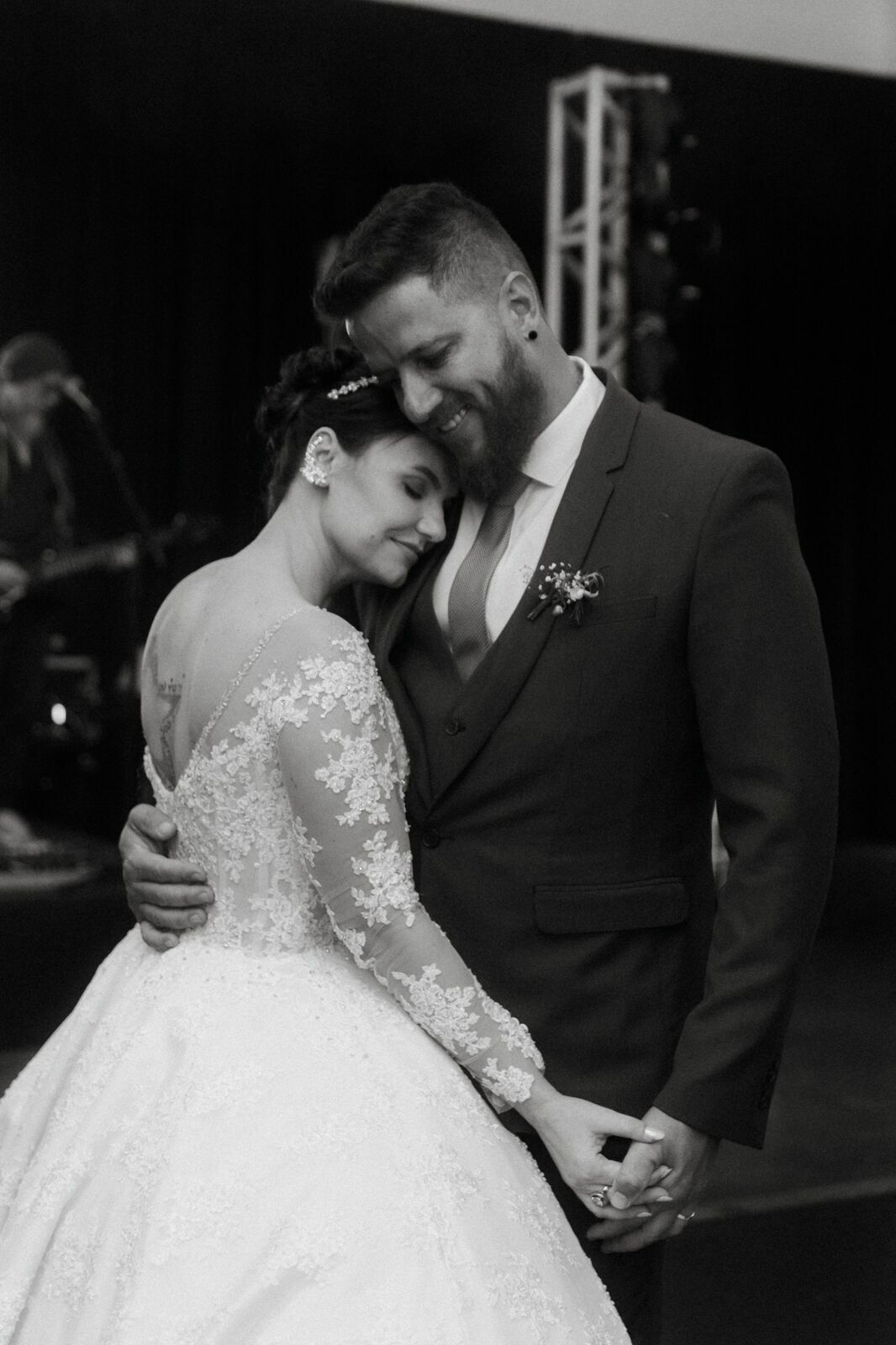 Foto Casamento Paola e Thomaz - Hausmesse Casa de Eventos Joinville Foto Casamento Paola e Thomaz - Hausmesse Casa de Eventos Joinville - Imagem 212