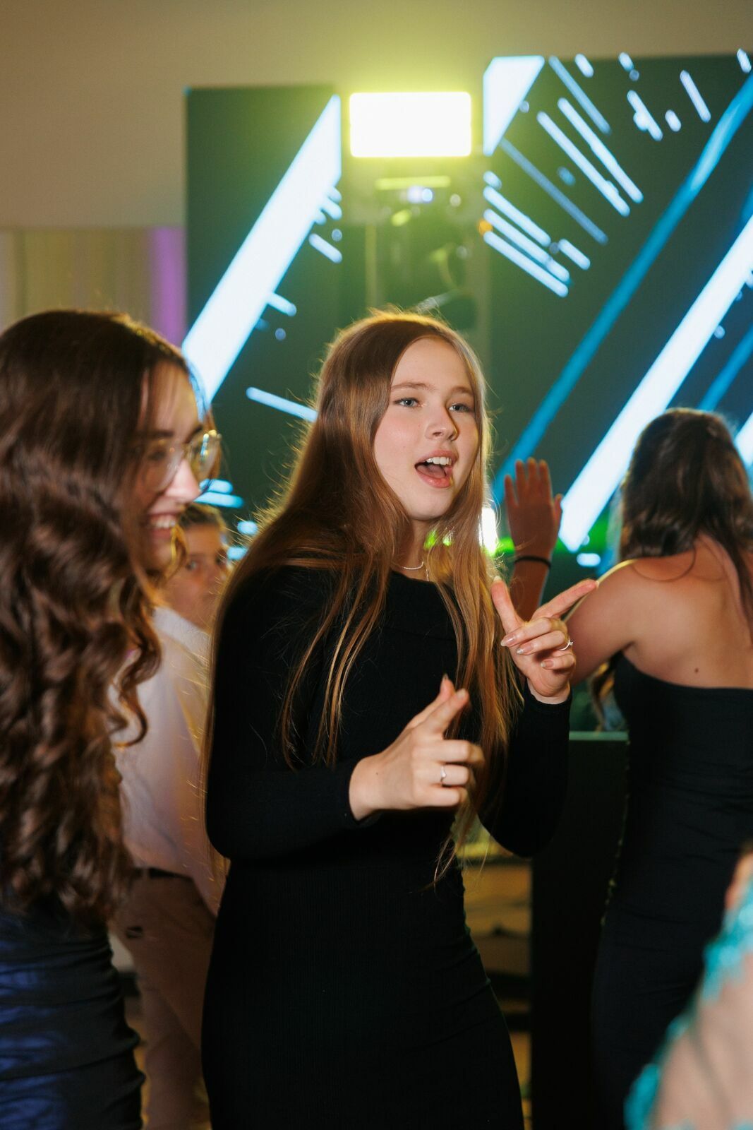 Foto Aniversário de 15 anos da Yasmin no Indaiá Joinville - Fotógrafo em Joinville Foto Aniversário de 15 anos da Yasmin no Indaiá Joinville - Fotógrafo em Joinville - Imagem 102