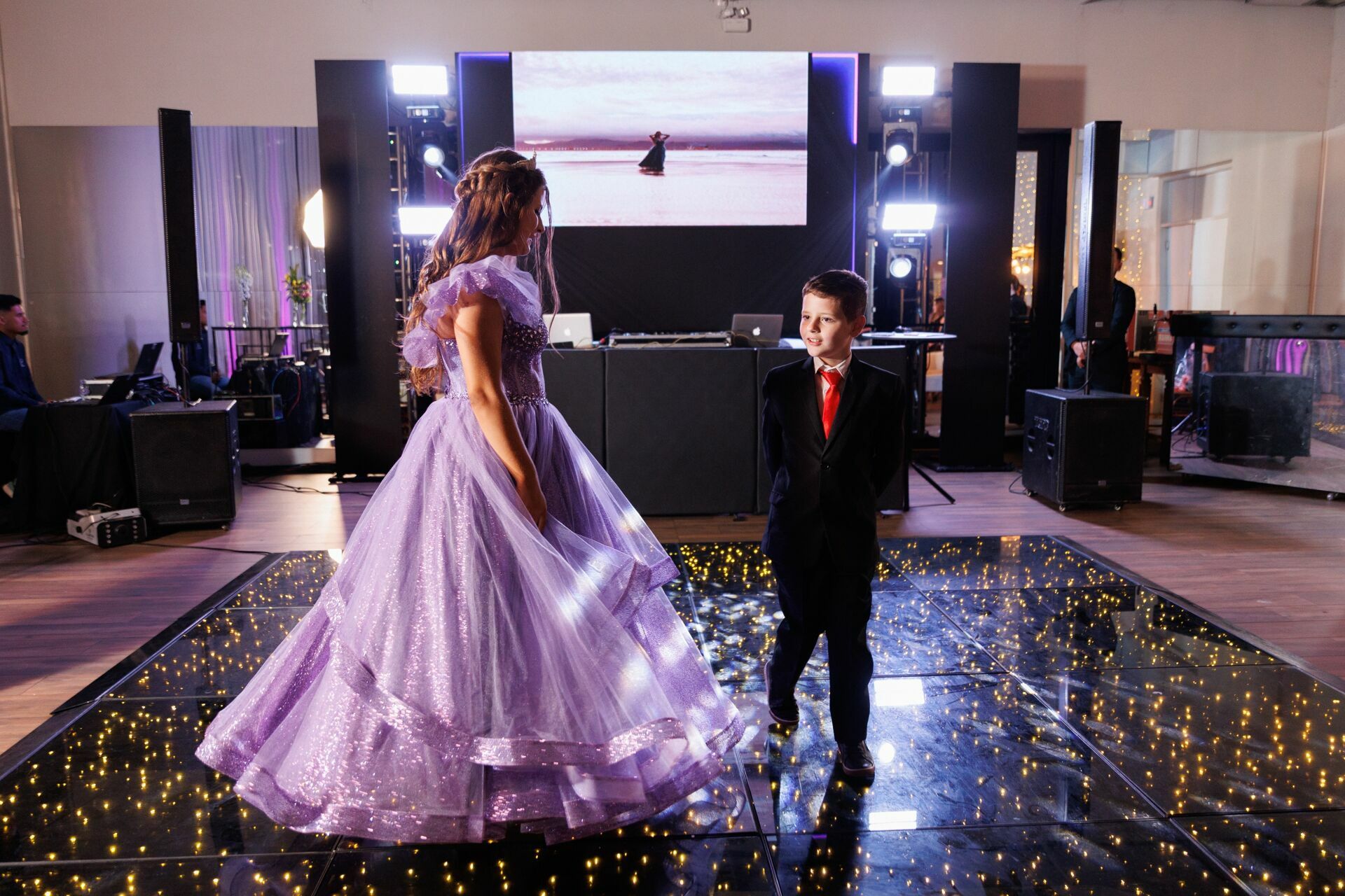 Foto Aniversário de 15 anos da Yasmin no Indaiá Joinville - Fotógrafo em Joinville Foto Aniversário de 15 anos da Yasmin no Indaiá Joinville - Fotógrafo em Joinville - Imagem 49