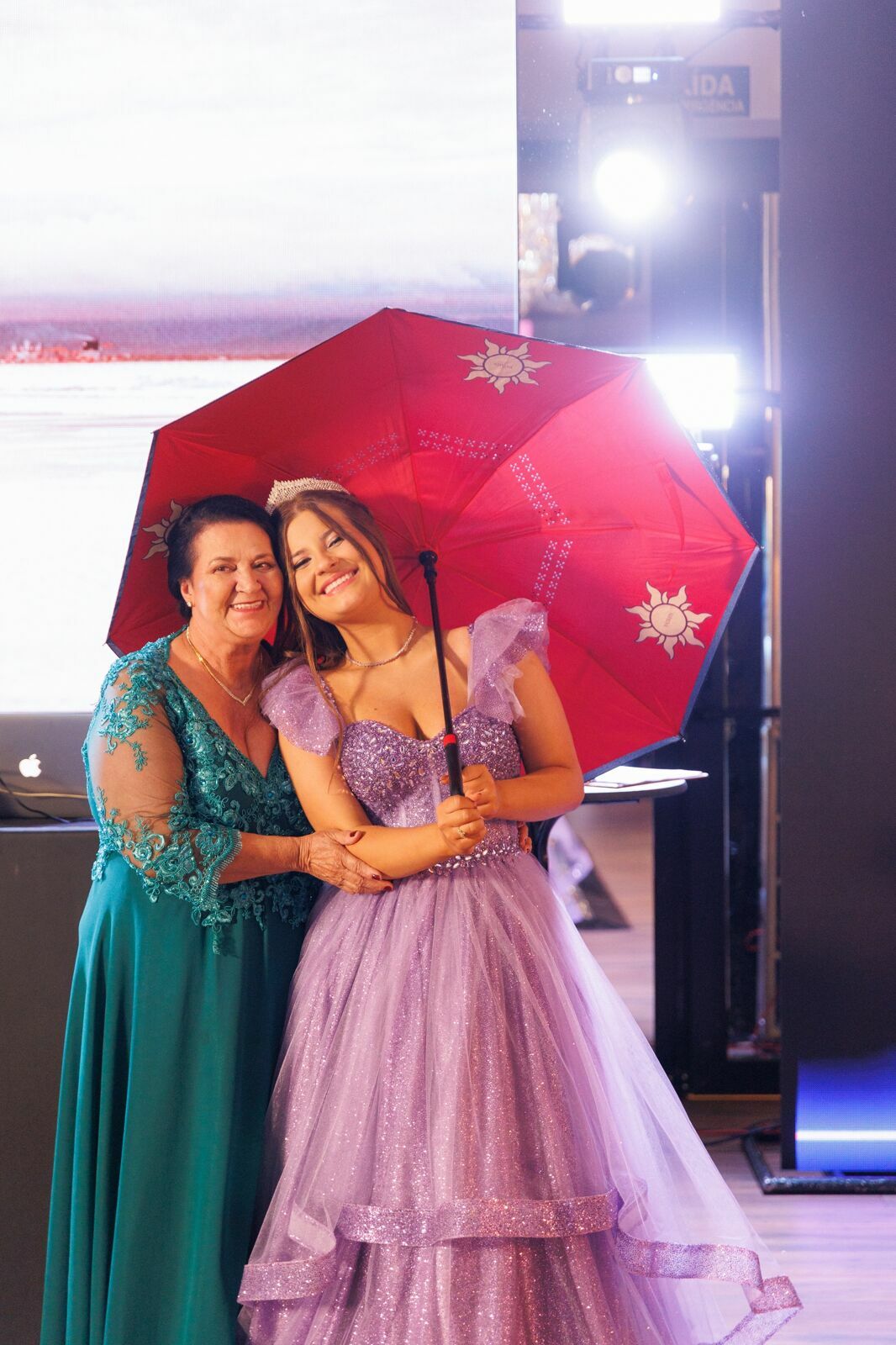 Foto Aniversário de 15 anos da Yasmin no Indaiá Joinville - Fotógrafo em Joinville Foto Aniversário de 15 anos da Yasmin no Indaiá Joinville - Fotógrafo em Joinville - Imagem 64