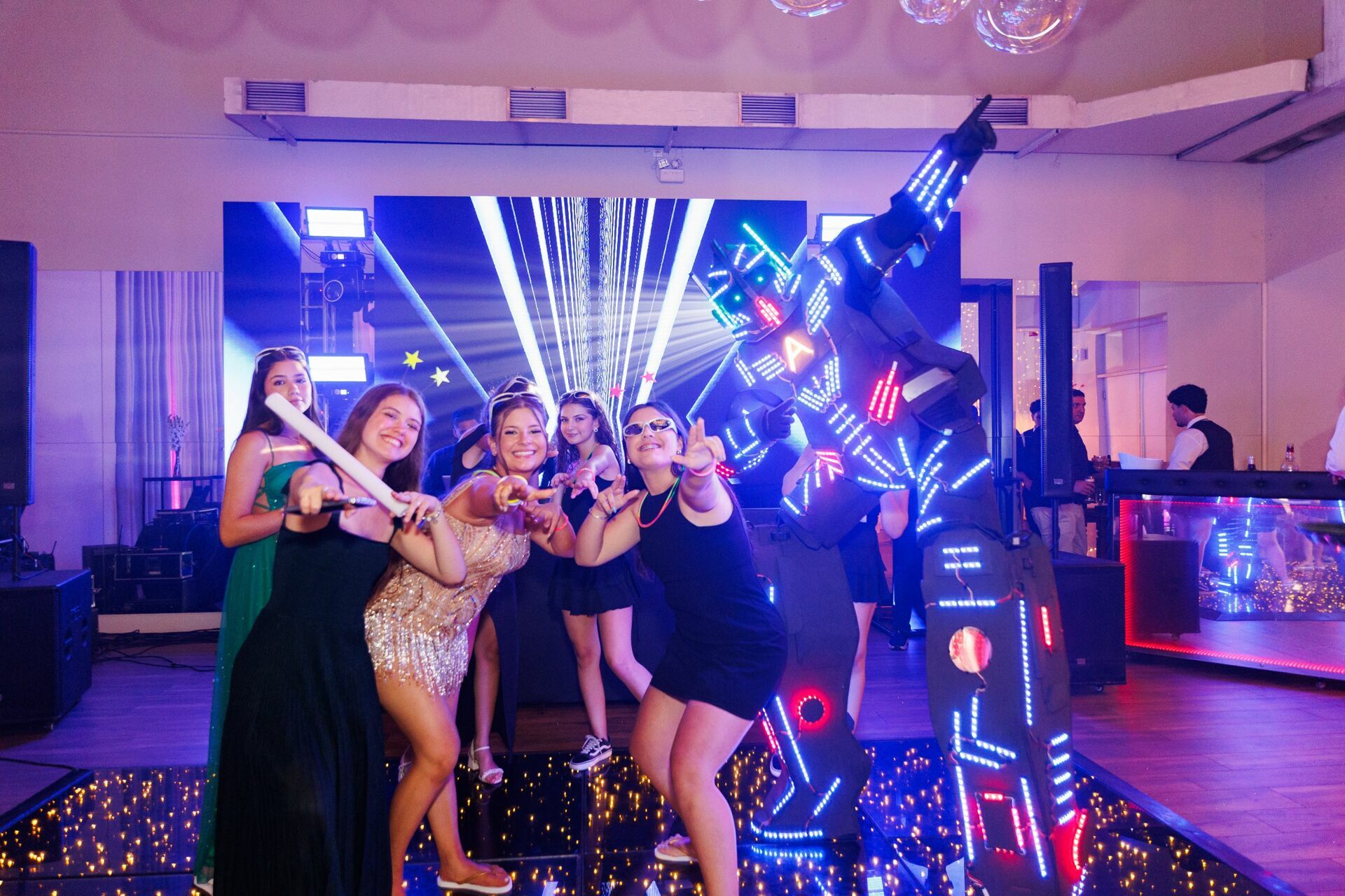 Foto Aniversário de 15 anos da Yasmin no Indaiá Joinville - Fotógrafo em Joinville Foto Aniversário de 15 anos da Yasmin no Indaiá Joinville - Fotógrafo em Joinville - Imagem 130