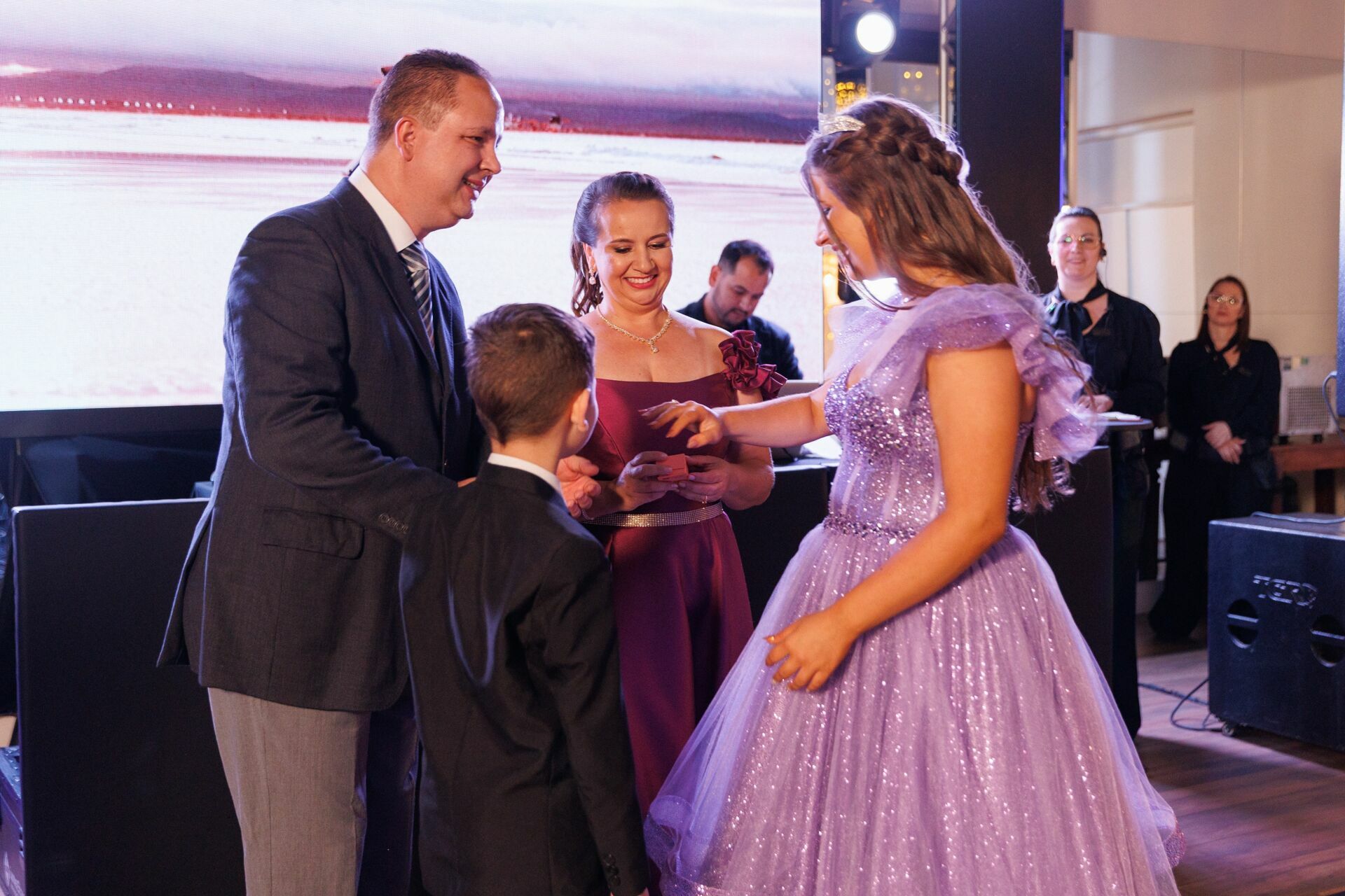 Foto Aniversário de 15 anos da Yasmin no Indaiá Joinville - Fotógrafo em Joinville Foto Aniversário de 15 anos da Yasmin no Indaiá Joinville - Fotógrafo em Joinville - Imagem 62