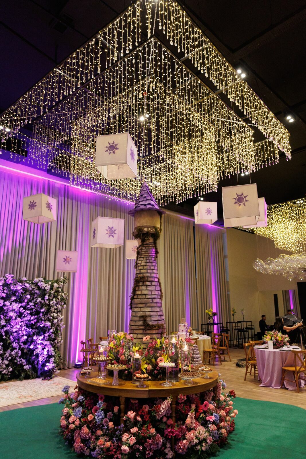 Foto Aniversário de 15 anos da Yasmin no Indaiá Joinville - Fotógrafo em Joinville Foto Aniversário de 15 anos da Yasmin no Indaiá Joinville - Fotógrafo em Joinville - Imagem 11