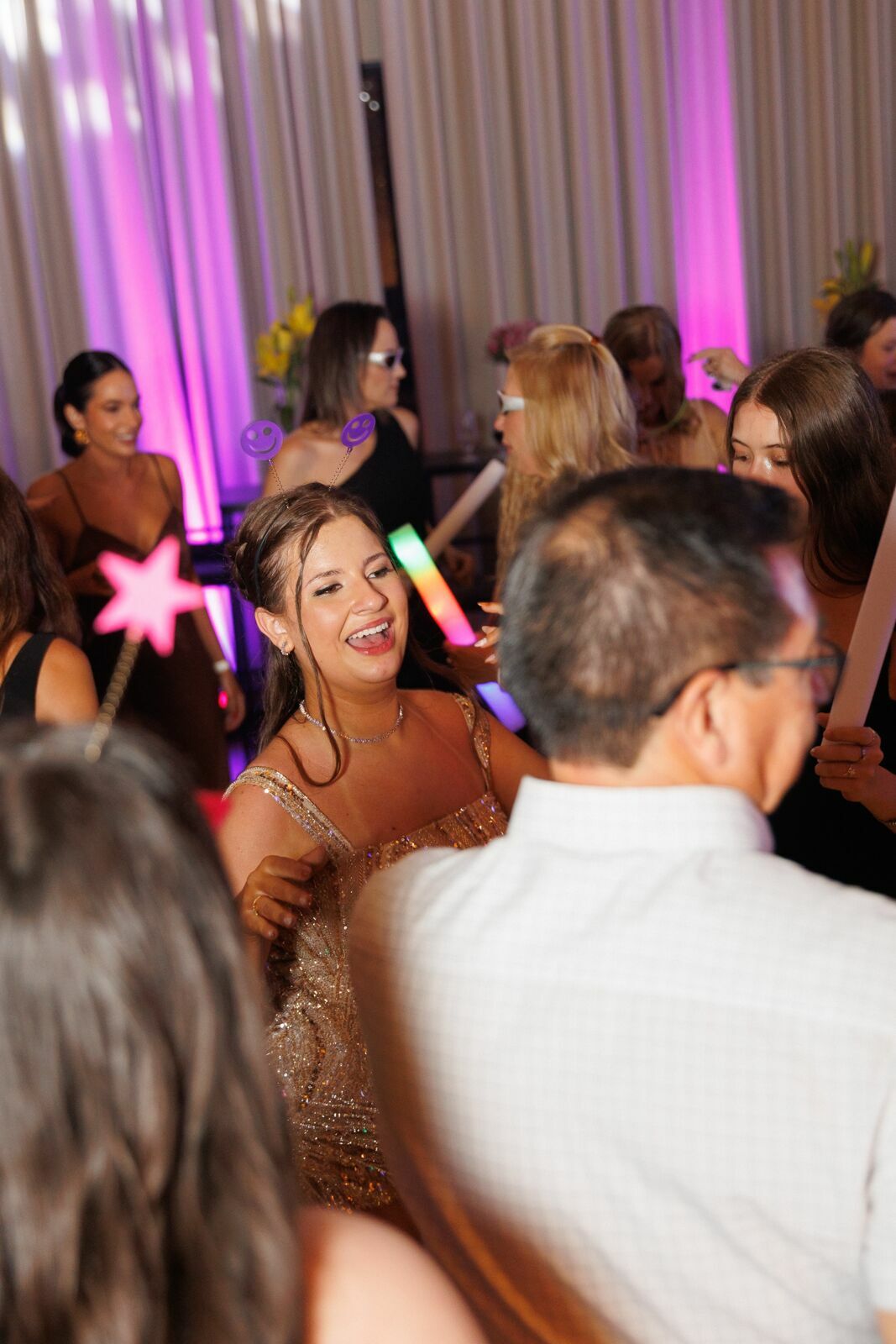 Foto Aniversário de 15 anos da Yasmin no Indaiá Joinville - Fotógrafo em Joinville Foto Aniversário de 15 anos da Yasmin no Indaiá Joinville - Fotógrafo em Joinville - Imagem 110