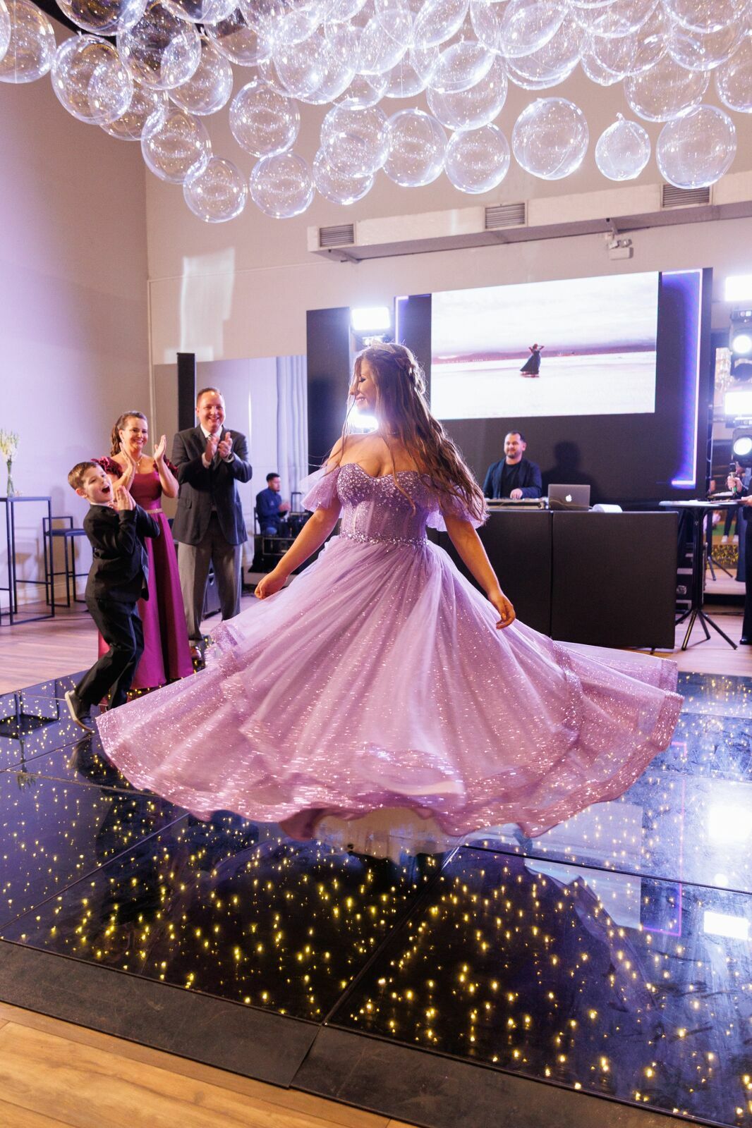 Foto Aniversário de 15 anos da Yasmin no Indaiá Joinville - Fotógrafo em Joinville Foto Aniversário de 15 anos da Yasmin no Indaiá Joinville - Fotógrafo em Joinville - Imagem 41