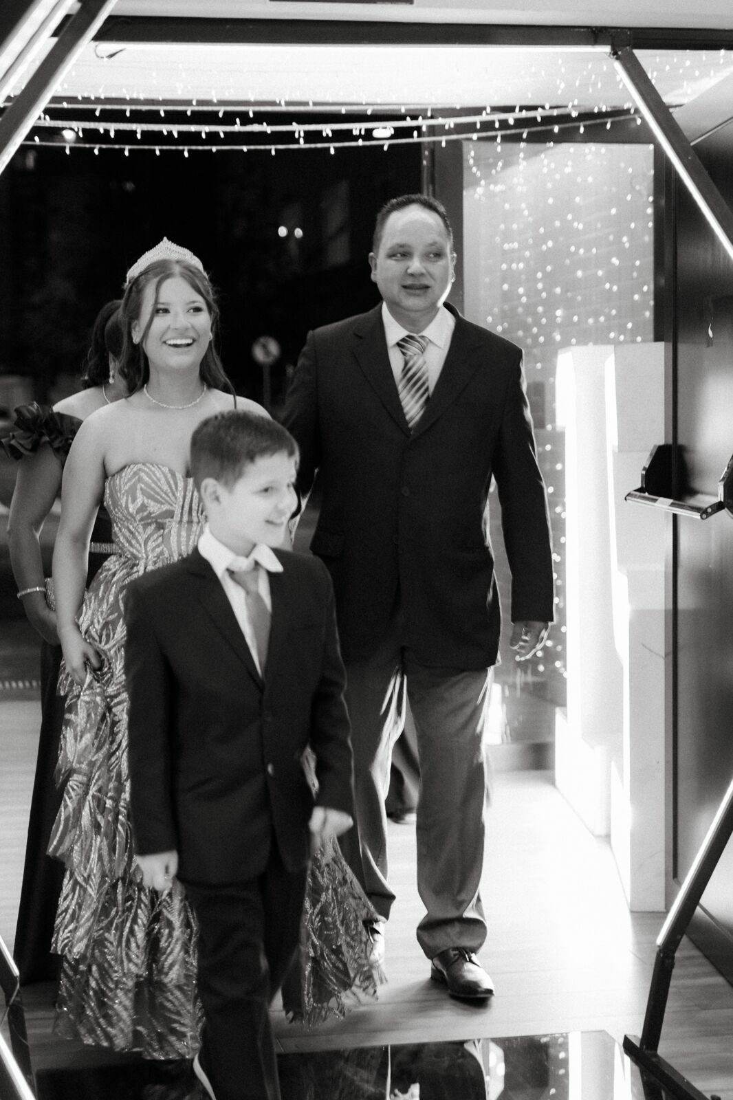 Foto Aniversário de 15 anos da Yasmin no Indaiá Joinville - Fotógrafo em Joinville Foto Aniversário de 15 anos da Yasmin no Indaiá Joinville - Fotógrafo em Joinville - Imagem 15