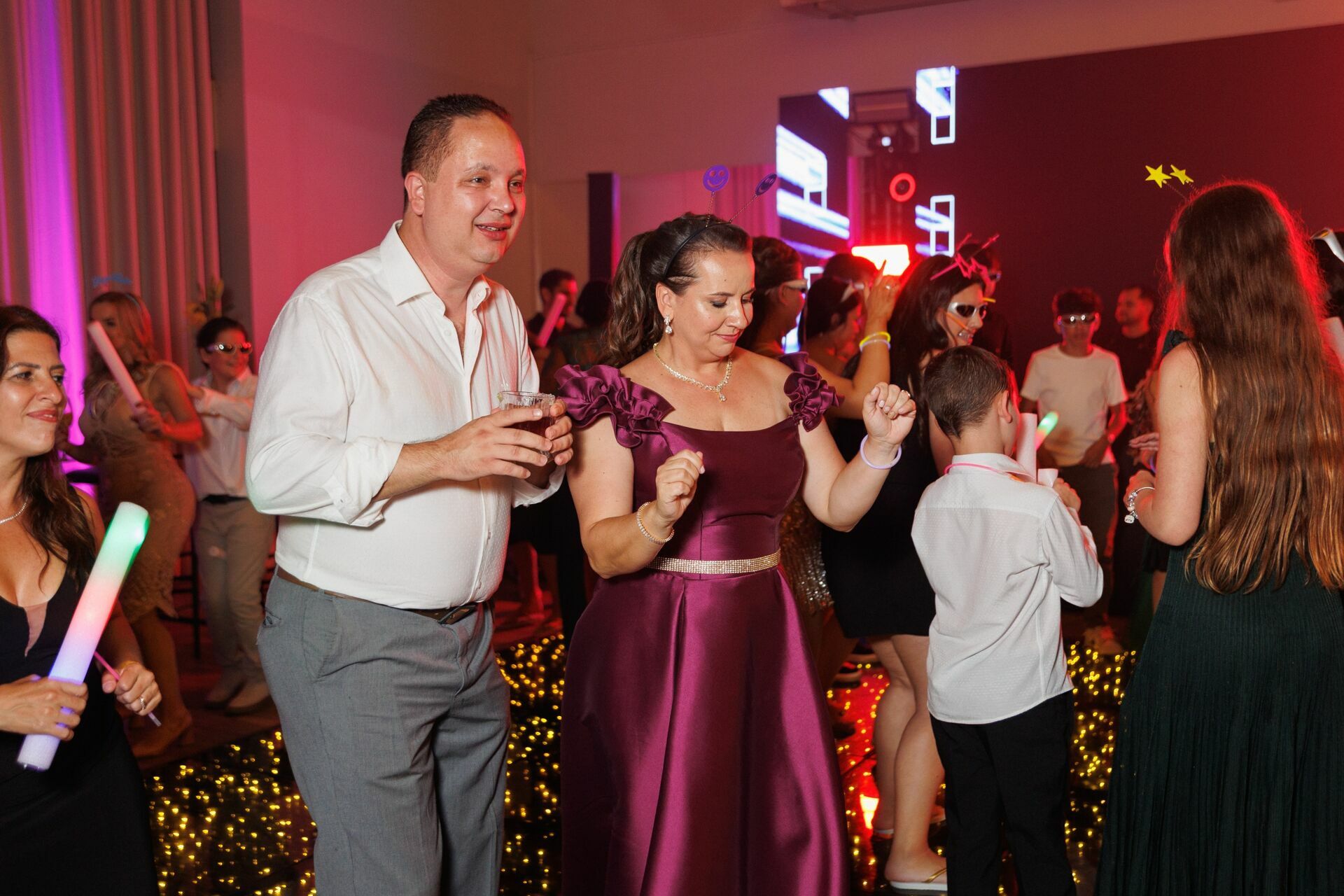 Foto Aniversário de 15 anos da Yasmin no Indaiá Joinville - Fotógrafo em Joinville Foto Aniversário de 15 anos da Yasmin no Indaiá Joinville - Fotógrafo em Joinville - Imagem 119