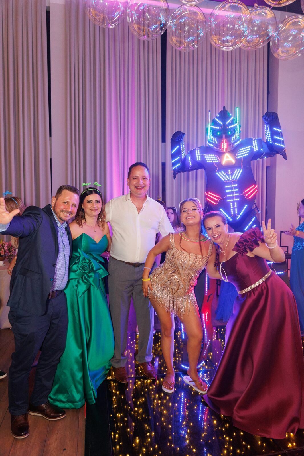 Foto Aniversário de 15 anos da Yasmin no Indaiá Joinville - Fotógrafo em Joinville Foto Aniversário de 15 anos da Yasmin no Indaiá Joinville - Fotógrafo em Joinville - Imagem 134