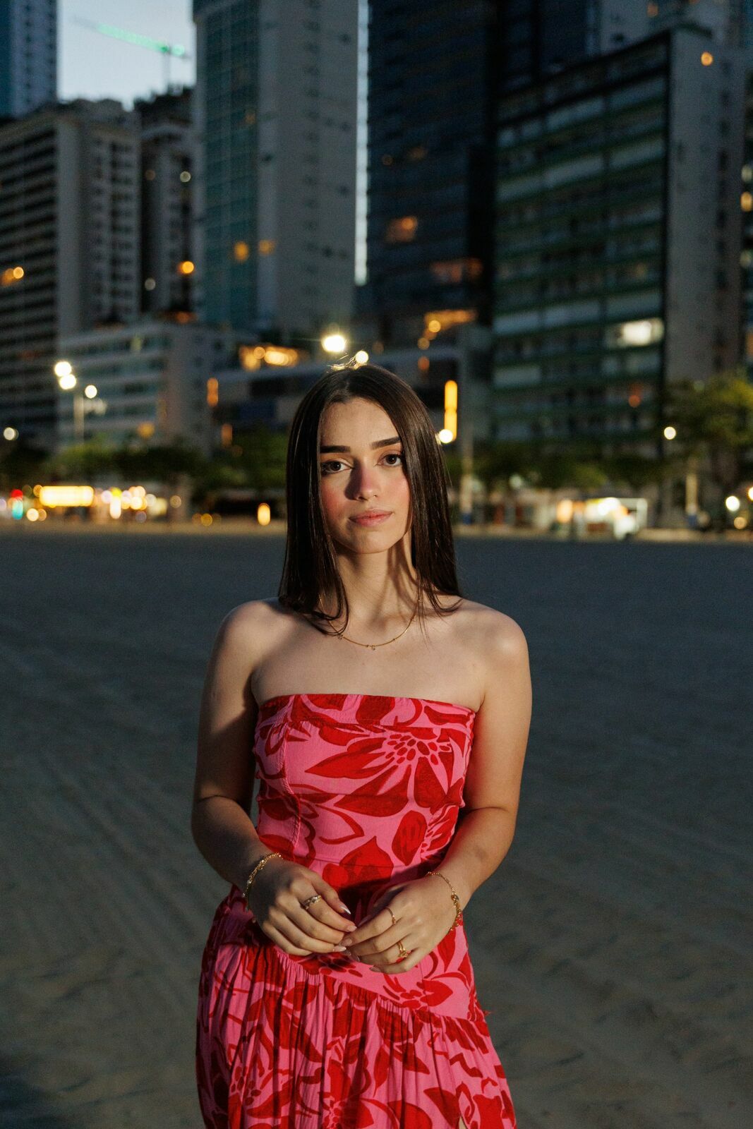 Foto Ensaio Pré Aniversário de Debutante da Kauany em Balneário Camboriú - Fotógrafo em Joinville - Imagem 32
