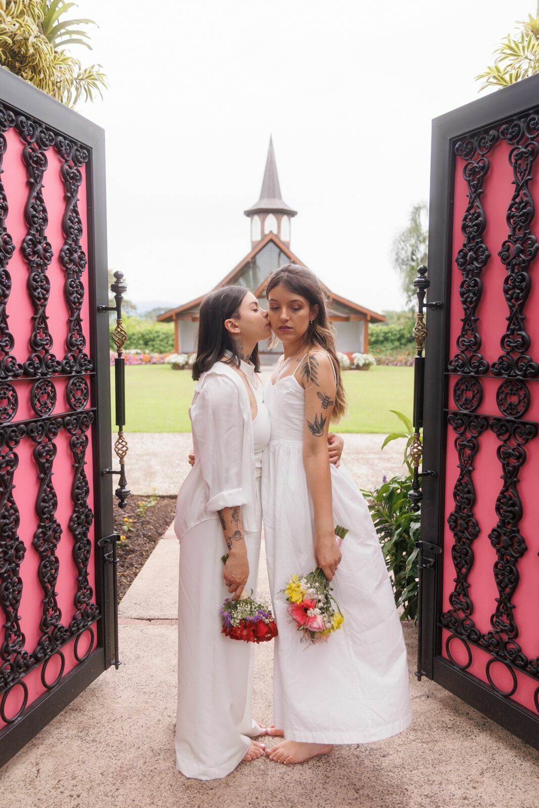 Foto Casamento Civil da Yasmin e da Brenda em Joinville - Fotógrafo em Joinville Foto Casamento Civil da Yasmin e da Brenda em Joinville - Fotógrafo em Joinville - Imagem 38