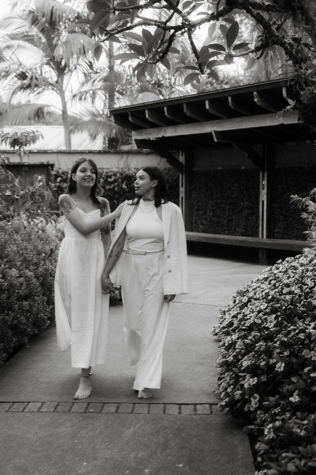 Foto Casamento Civil da Yasmin e da Brenda em Joinville - Fotógrafo em Joinville Foto Casamento Civil da Yasmin e da Brenda em Joinville - Fotógrafo em Joinville - Imagem 40