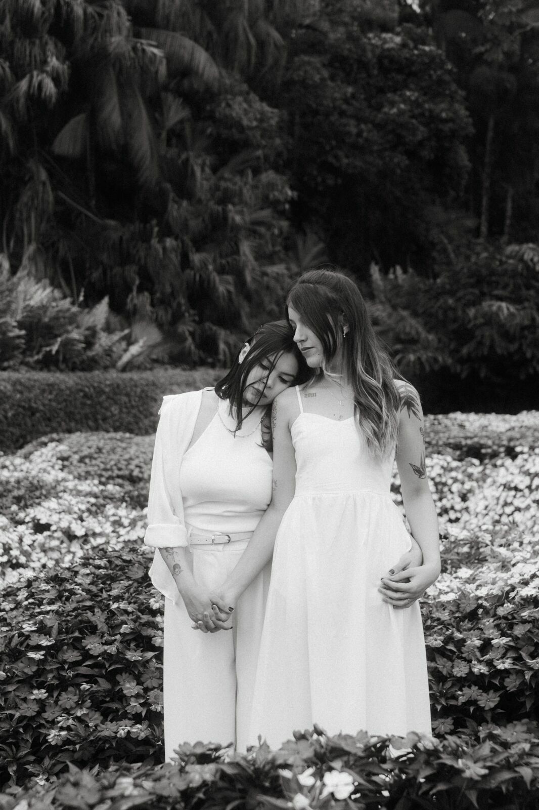 Foto Casamento Civil da Yasmin e da Brenda em Joinville - Fotógrafo em Joinville Foto Casamento Civil da Yasmin e da Brenda em Joinville - Fotógrafo em Joinville - Imagem 19