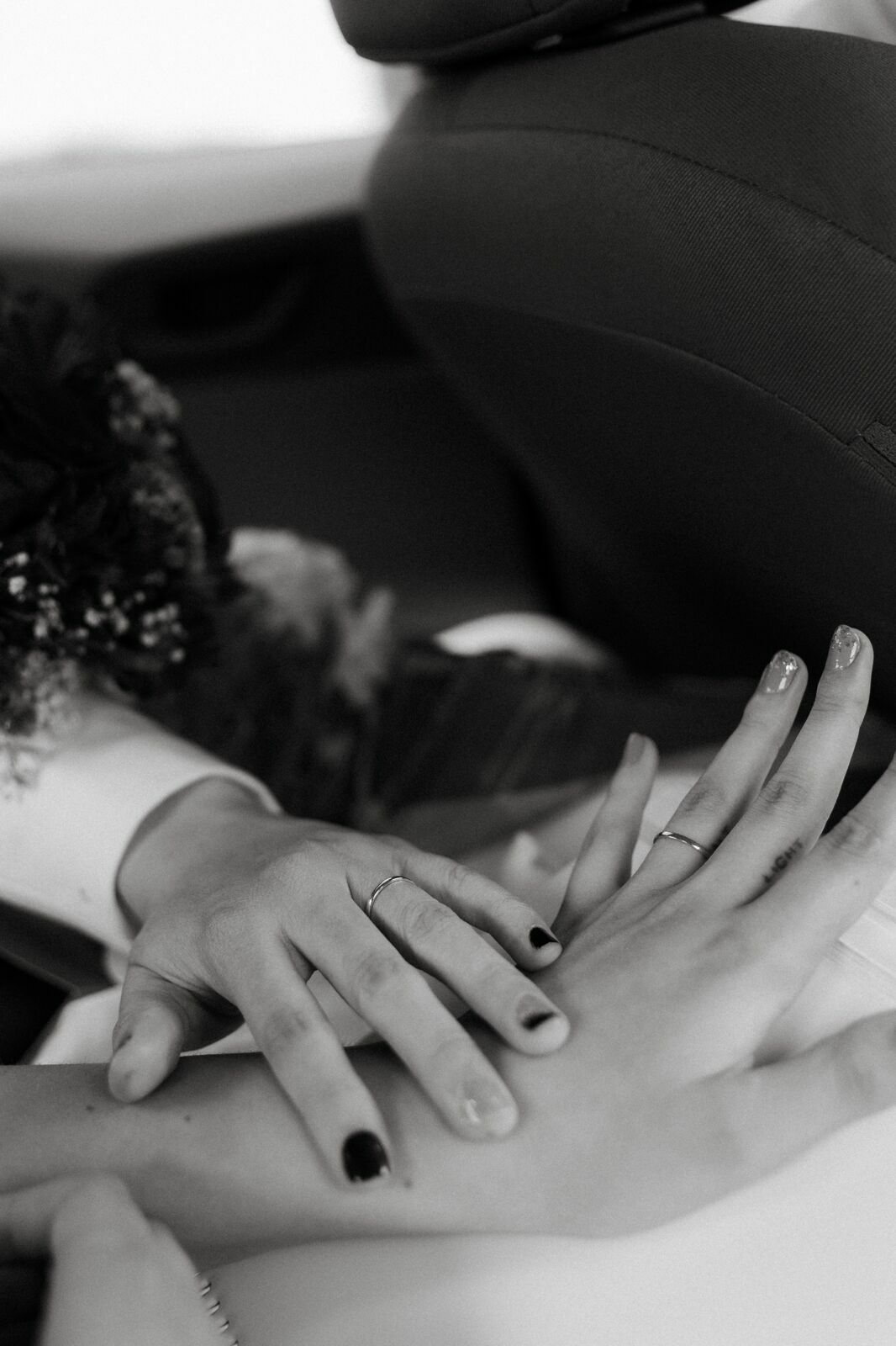 Foto Casamento Civil da Yasmin e da Brenda em Joinville - Fotógrafo em Joinville Foto Casamento Civil da Yasmin e da Brenda em Joinville - Fotógrafo em Joinville - Imagem 12