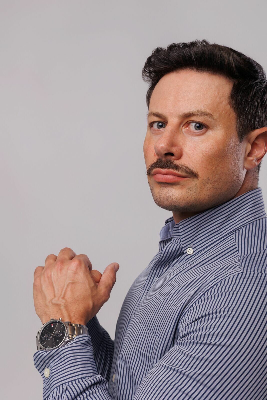 Foto Ensaio Corporativo do Everton em Estúdio em Joinville - Fotos Corporativas Profissionais - Imagem 6