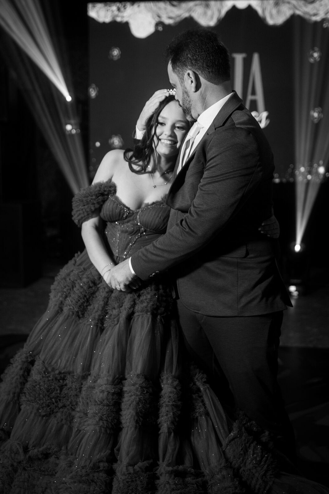 Foto Aniversário de 15 Anos da Júlia no Indaiá Villa em Joinville - Imagem 108