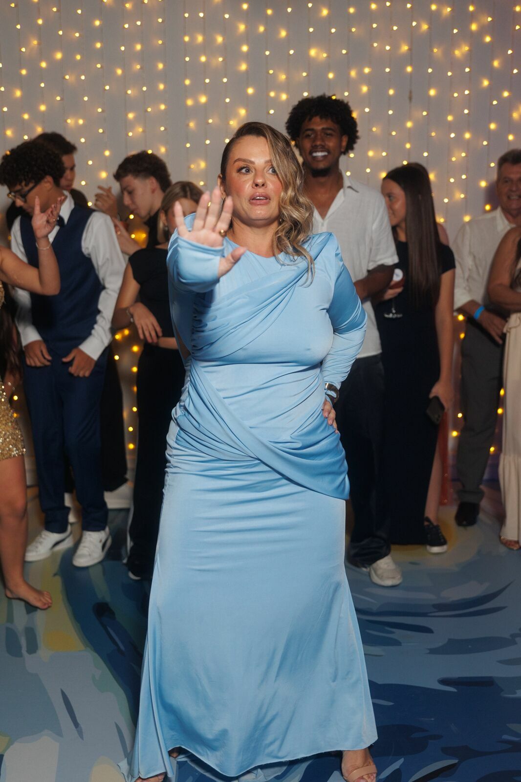 Foto Aniversário de 15 Anos da Júlia no Indaiá Villa em Joinville - Imagem 187