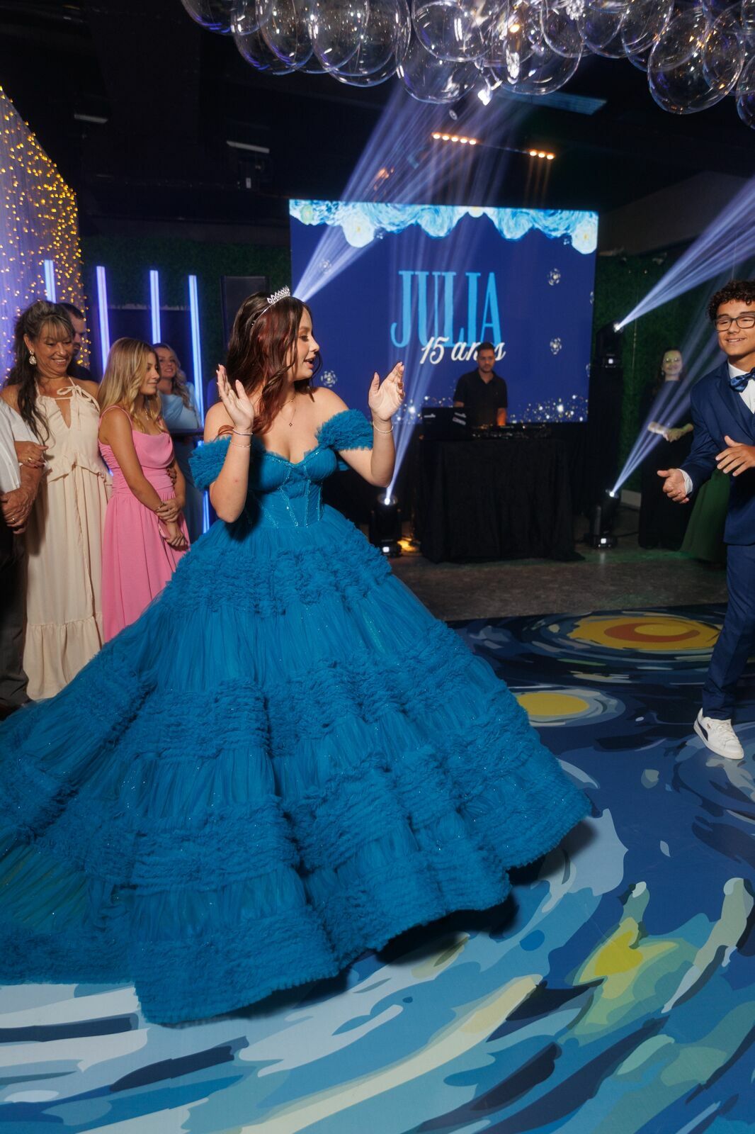 Foto Aniversário de 15 Anos da Júlia no Indaiá Villa em Joinville - Imagem 111