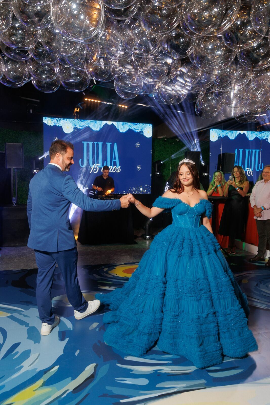 Foto Aniversário de 15 Anos da Júlia no Indaiá Villa em Joinville - Imagem 98