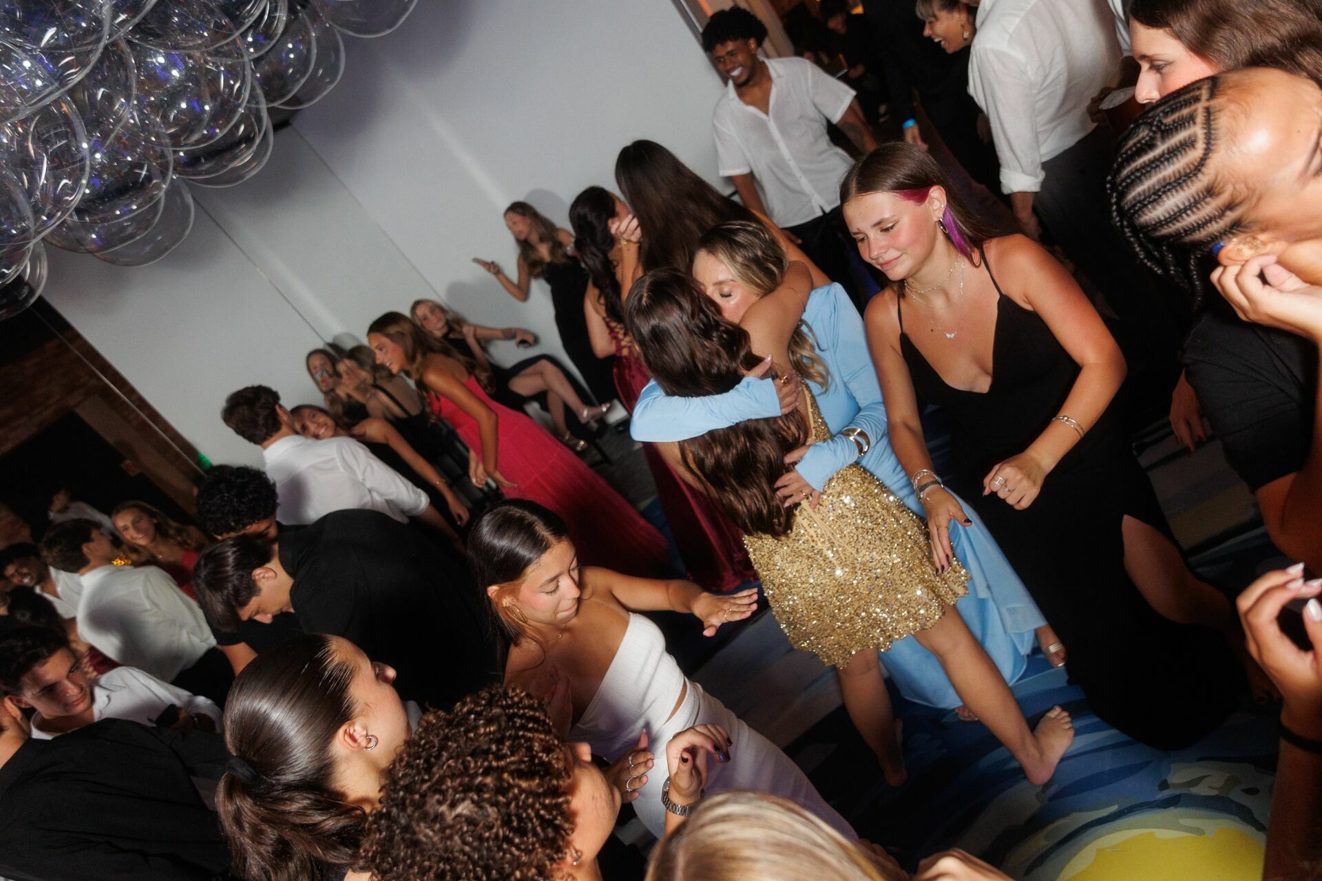 Foto Aniversário de 15 Anos da Júlia no Indaiá Villa em Joinville - Imagem 226