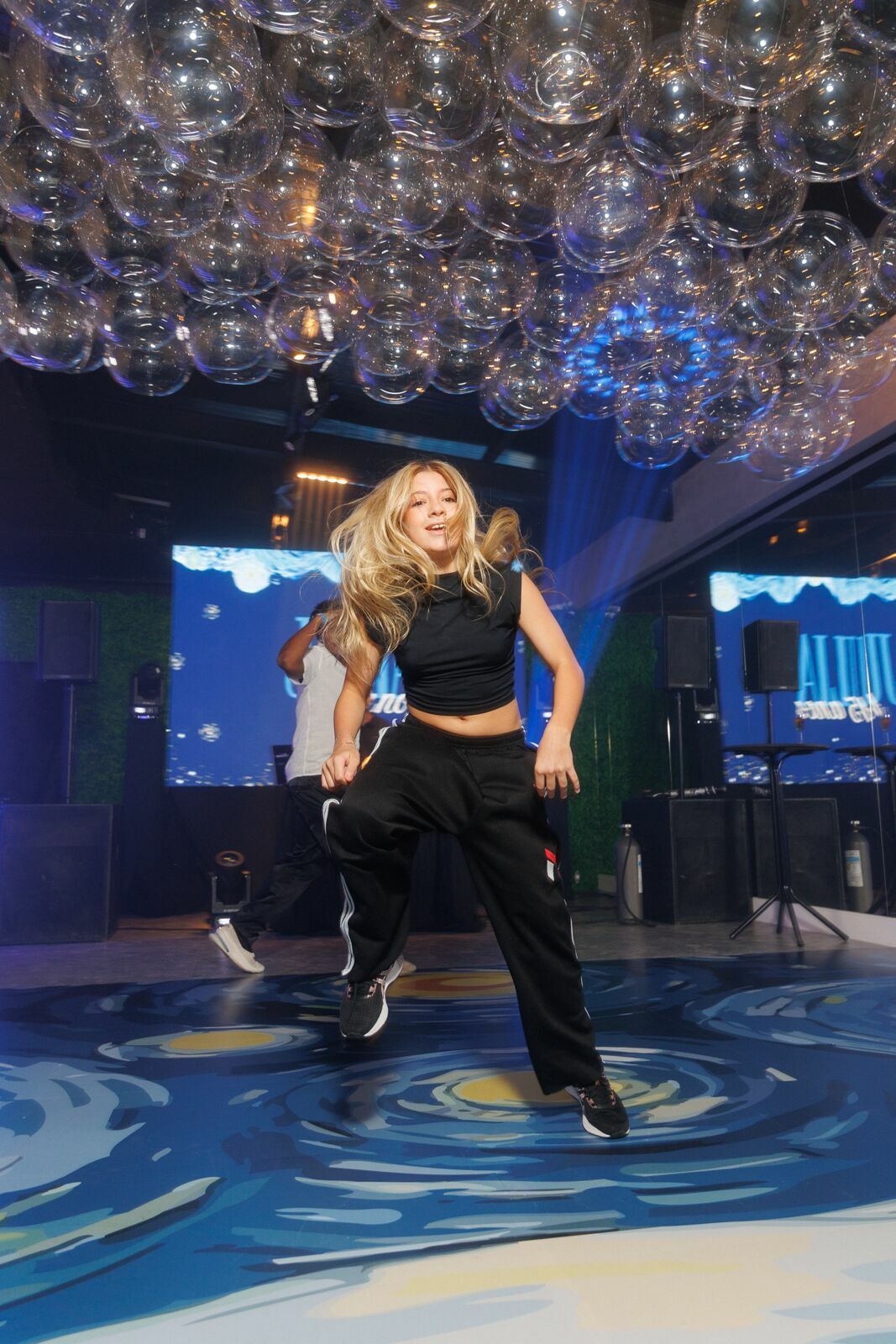 Foto Aniversário de 15 Anos da Júlia no Indaiá Villa em Joinville - Imagem 180