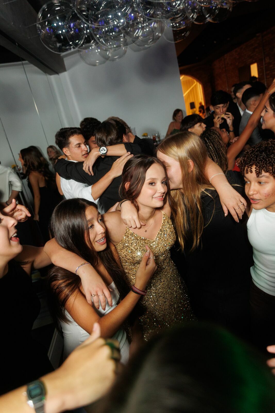 Foto Aniversário de 15 Anos da Júlia no Indaiá Villa em Joinville - Imagem 224