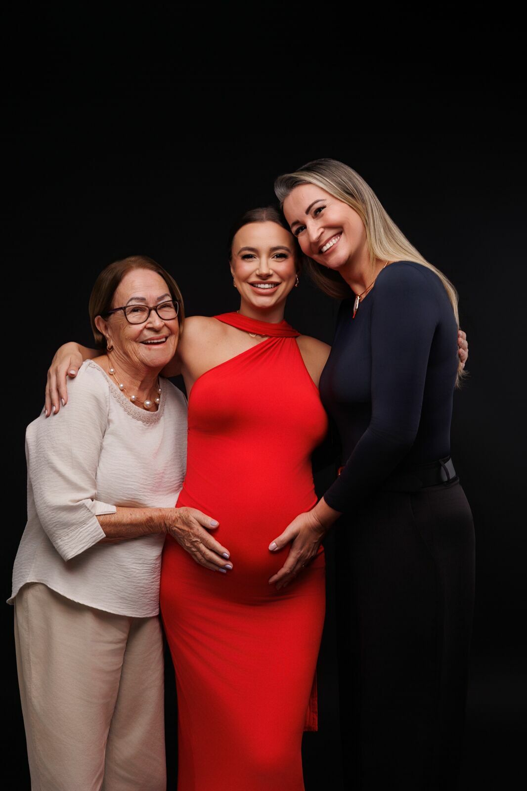Foto Ensaio Gestacional da Gabriela em Estúdio - Fotógrafo em Joinville - Imagem 22