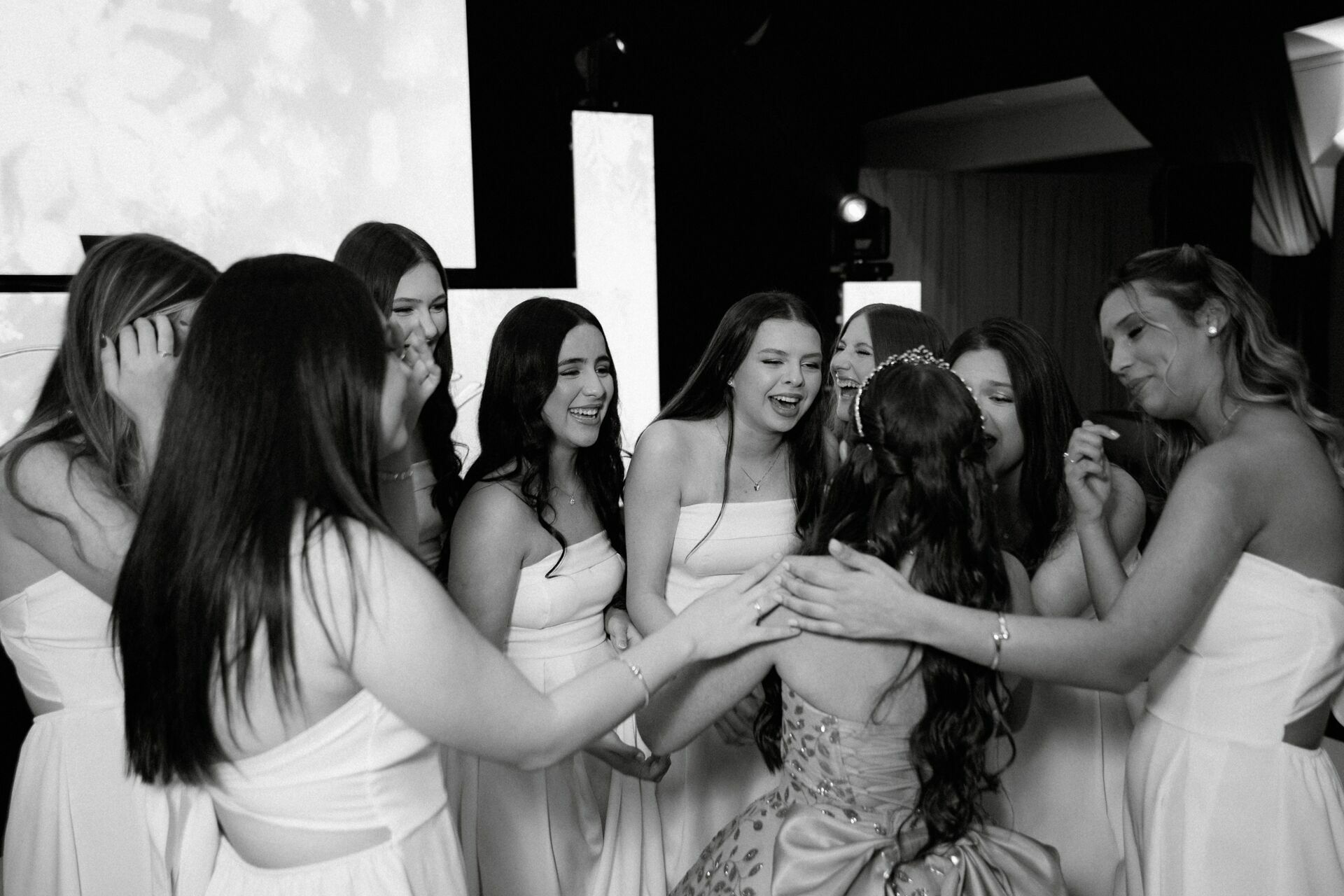Foto Aniversário da Valentina 15 Anos no Clube Náutico Cruzeiro do Sul - Fotógrafo em Joinville - Imagem 30