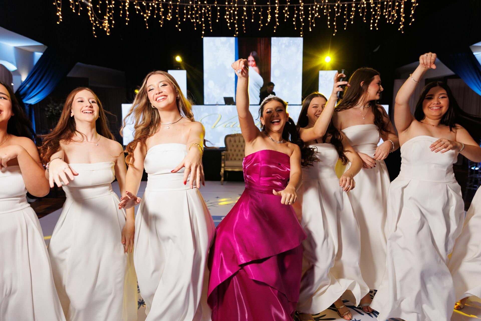 Foto Aniversário da Valentina 15 Anos no Clube Náutico Cruzeiro do Sul - Fotógrafo em Joinville - Imagem 72
