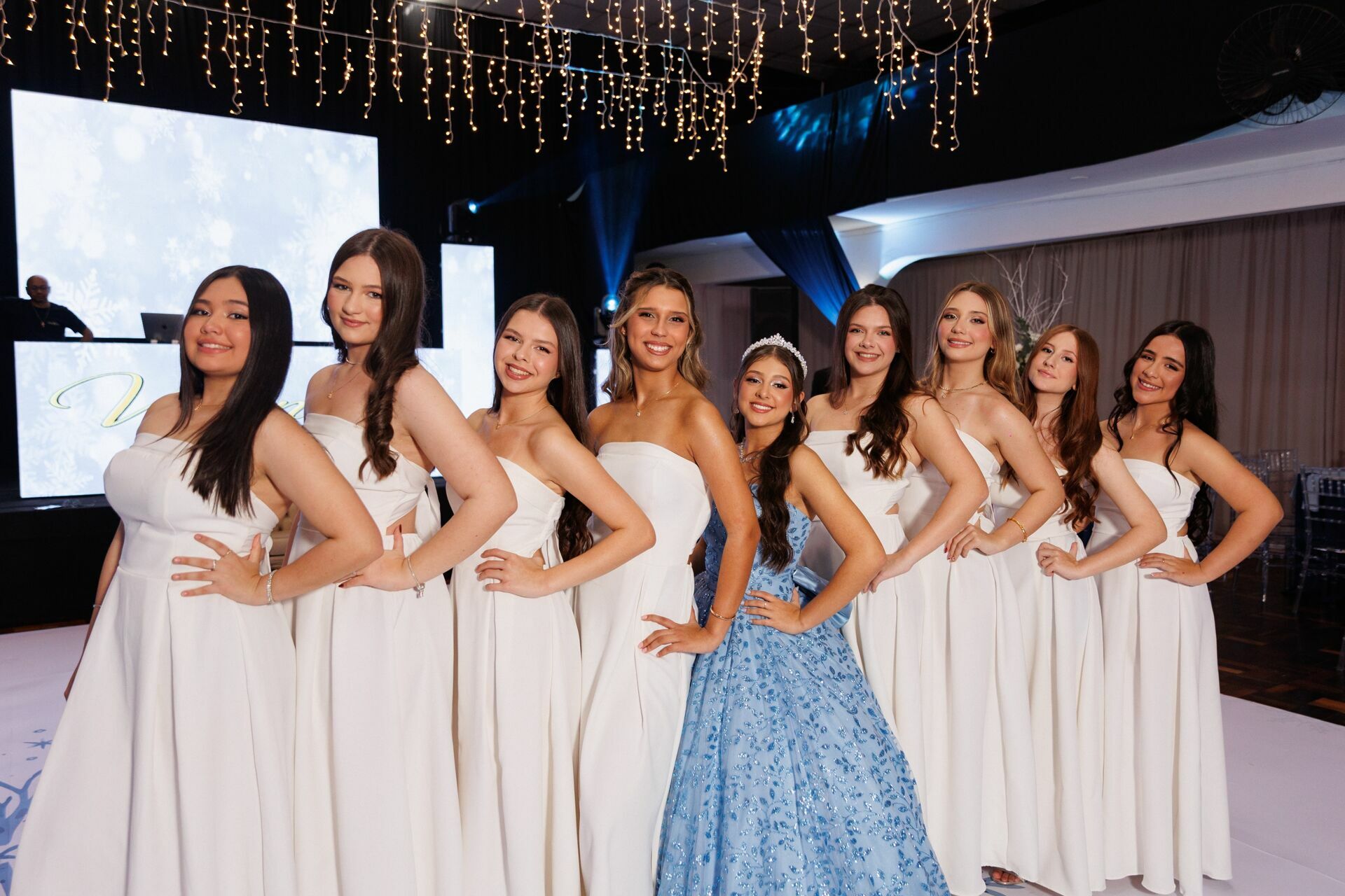 Foto Aniversário da Valentina 15 Anos no Clube Náutico Cruzeiro do Sul - Fotógrafo em Joinville - Imagem 59