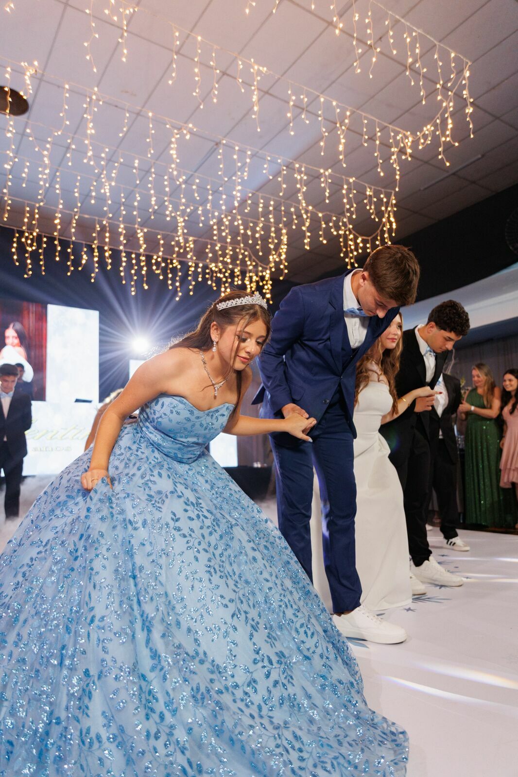 Foto Aniversário da Valentina 15 Anos no Clube Náutico Cruzeiro do Sul - Fotógrafo em Joinville - Imagem 156
