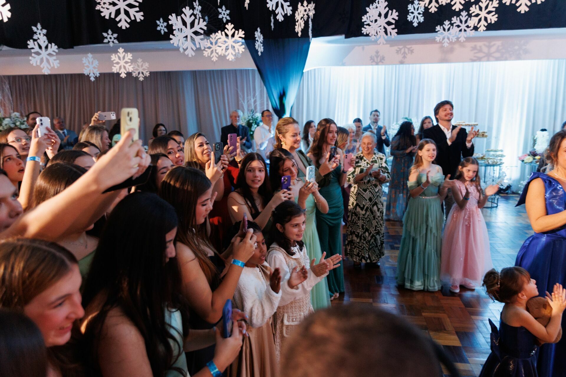 Foto Aniversário da Valentina 15 Anos no Clube Náutico Cruzeiro do Sul - Fotógrafo em Joinville - Imagem 159