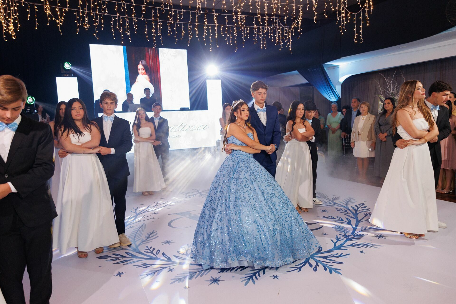 Foto Aniversário da Valentina 15 Anos no Clube Náutico Cruzeiro do Sul - Fotógrafo em Joinville - Imagem 150
