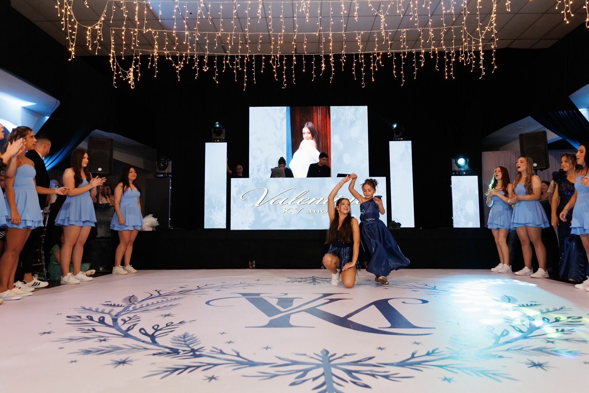 Foto Aniversário da Valentina 15 Anos no Clube Náutico Cruzeiro do Sul - Fotógrafo em Joinville - Imagem 210