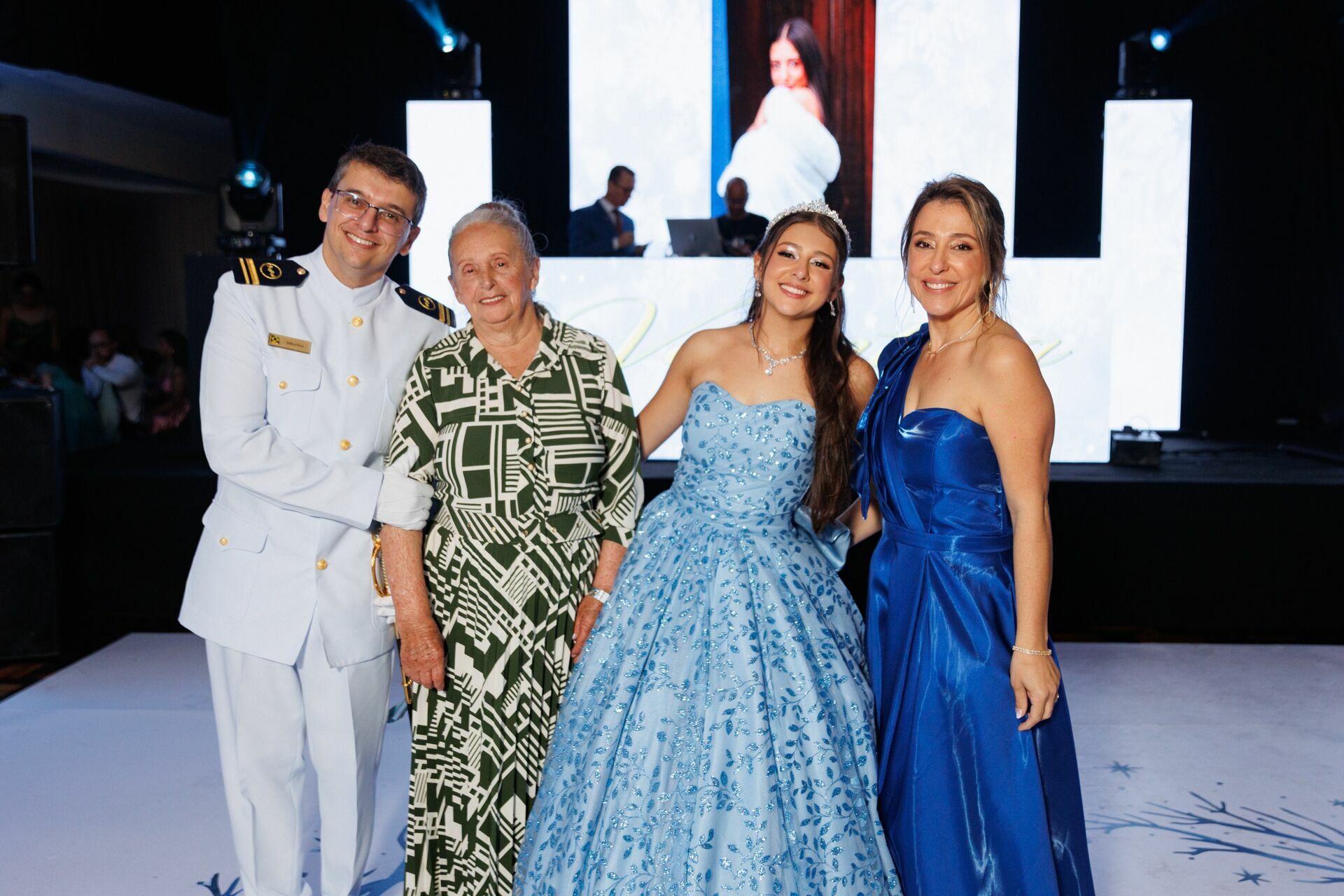 Foto Aniversário da Valentina 15 Anos no Clube Náutico Cruzeiro do Sul - Fotógrafo em Joinville - Imagem 169