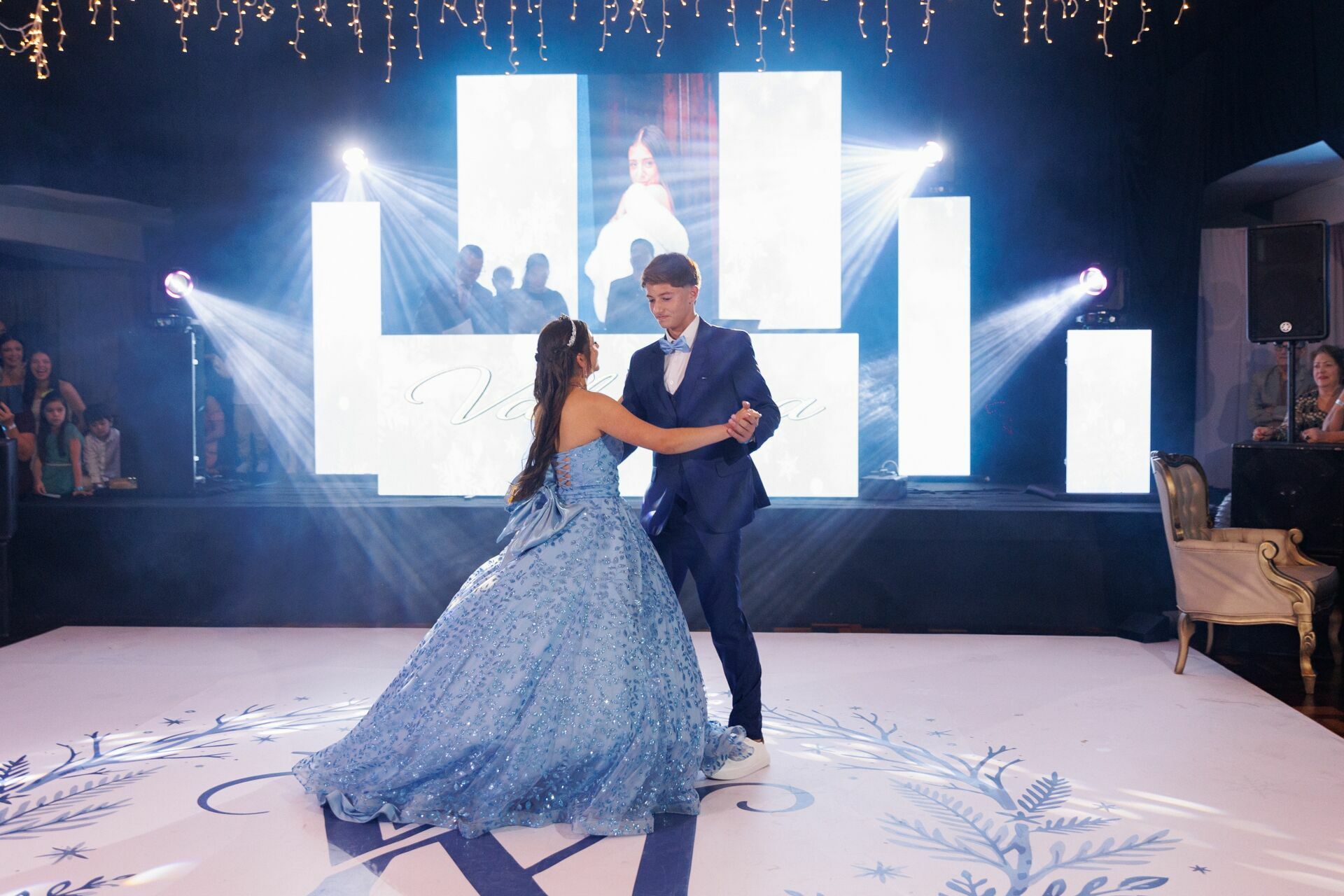 Foto Aniversário da Valentina 15 Anos no Clube Náutico Cruzeiro do Sul - Fotógrafo em Joinville - Imagem 140
